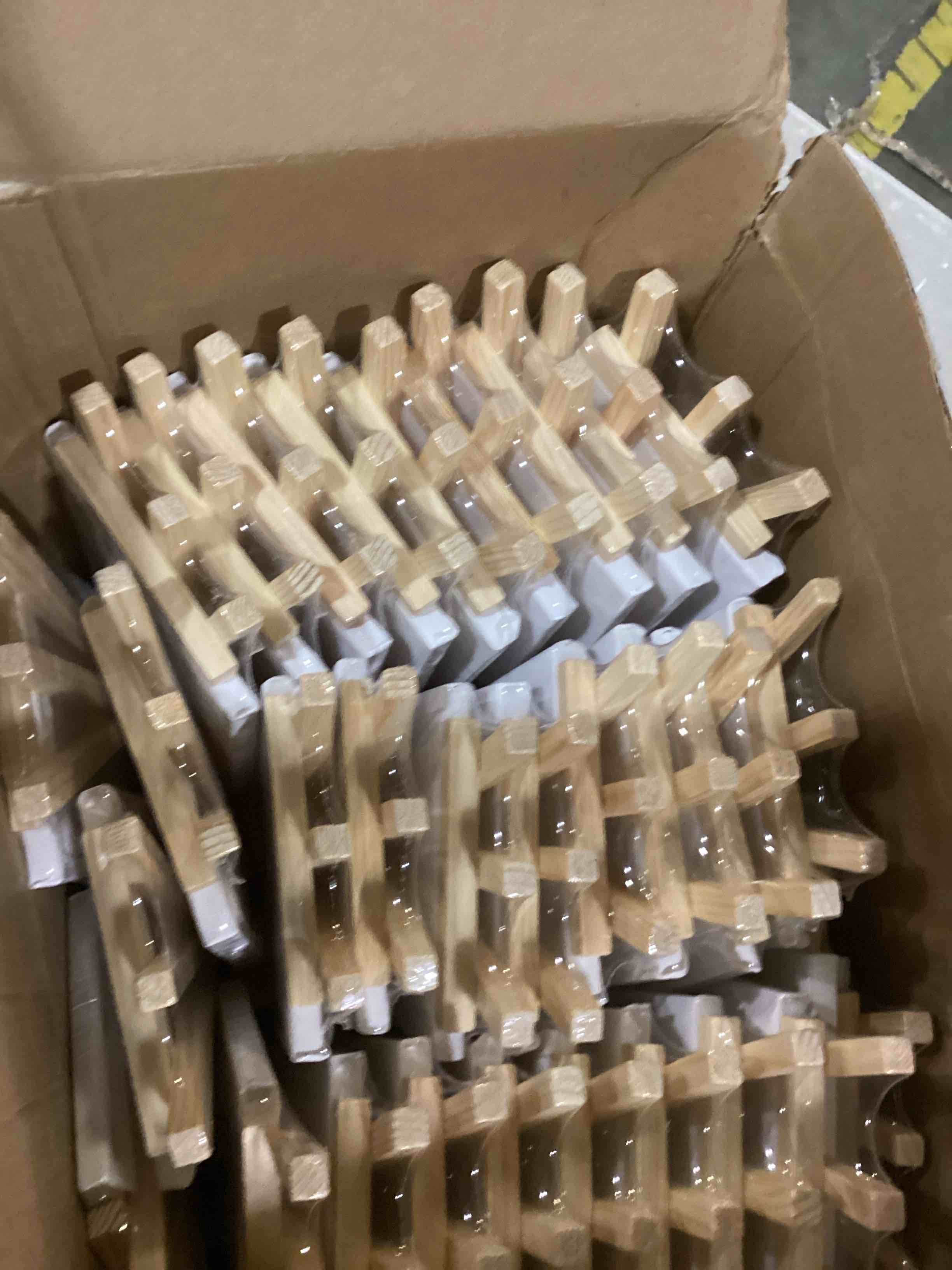 https://s3.amazonaws.com/lotting-images-prod/bidfta/PPE1451183_1740056343610.jpeg