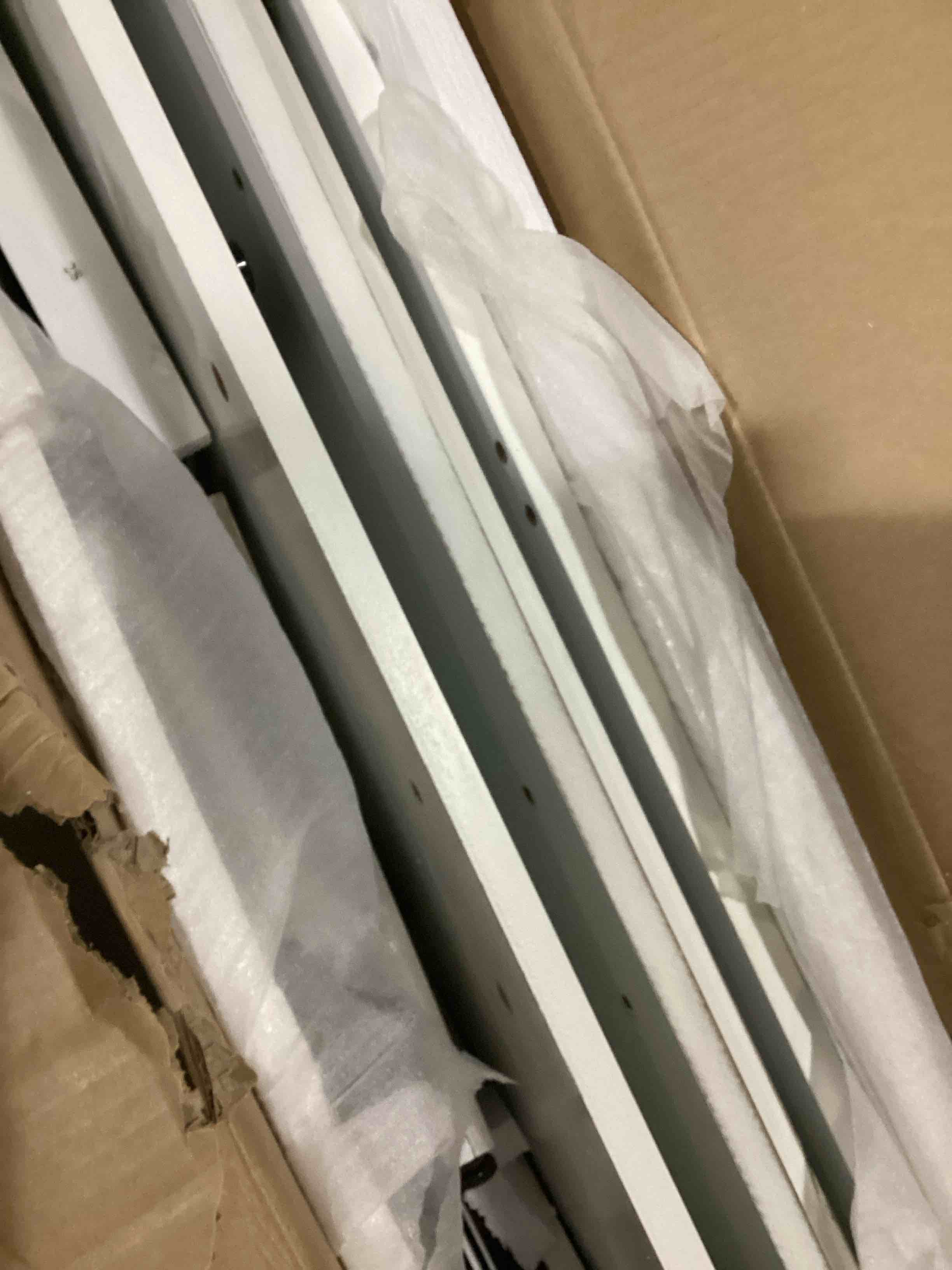 https://s3.amazonaws.com/lotting-images-prod/bidfta/PPE1451487_1740226106980.jpeg