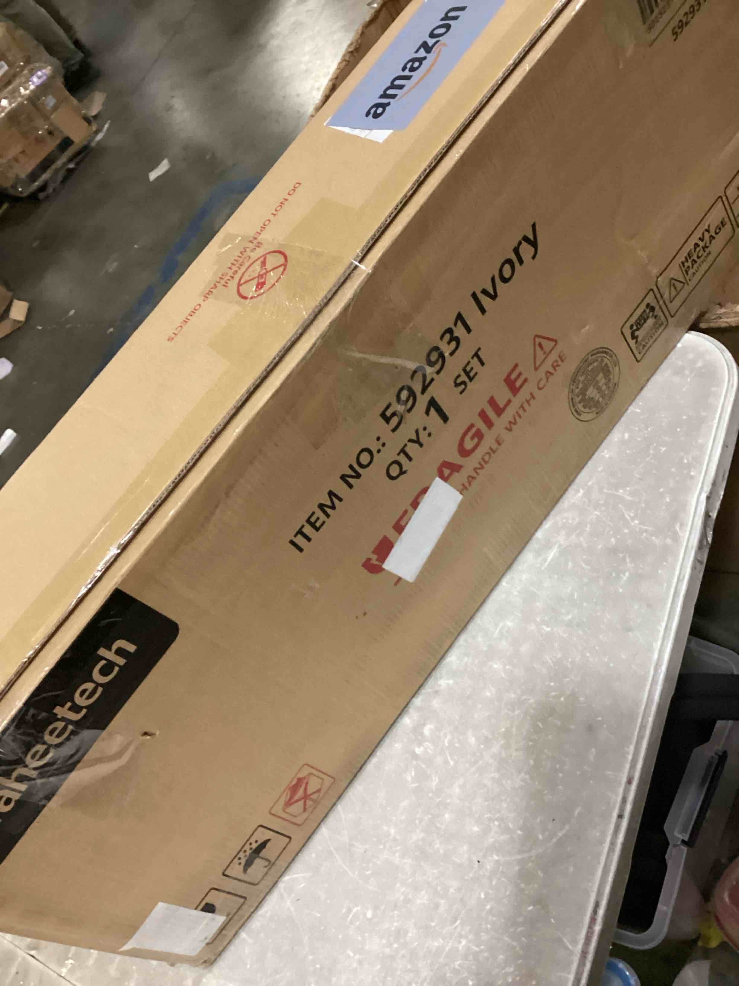 https://s3.amazonaws.com/lotting-images-prod/bidfta/PPE1451801_1740501740716.jpeg