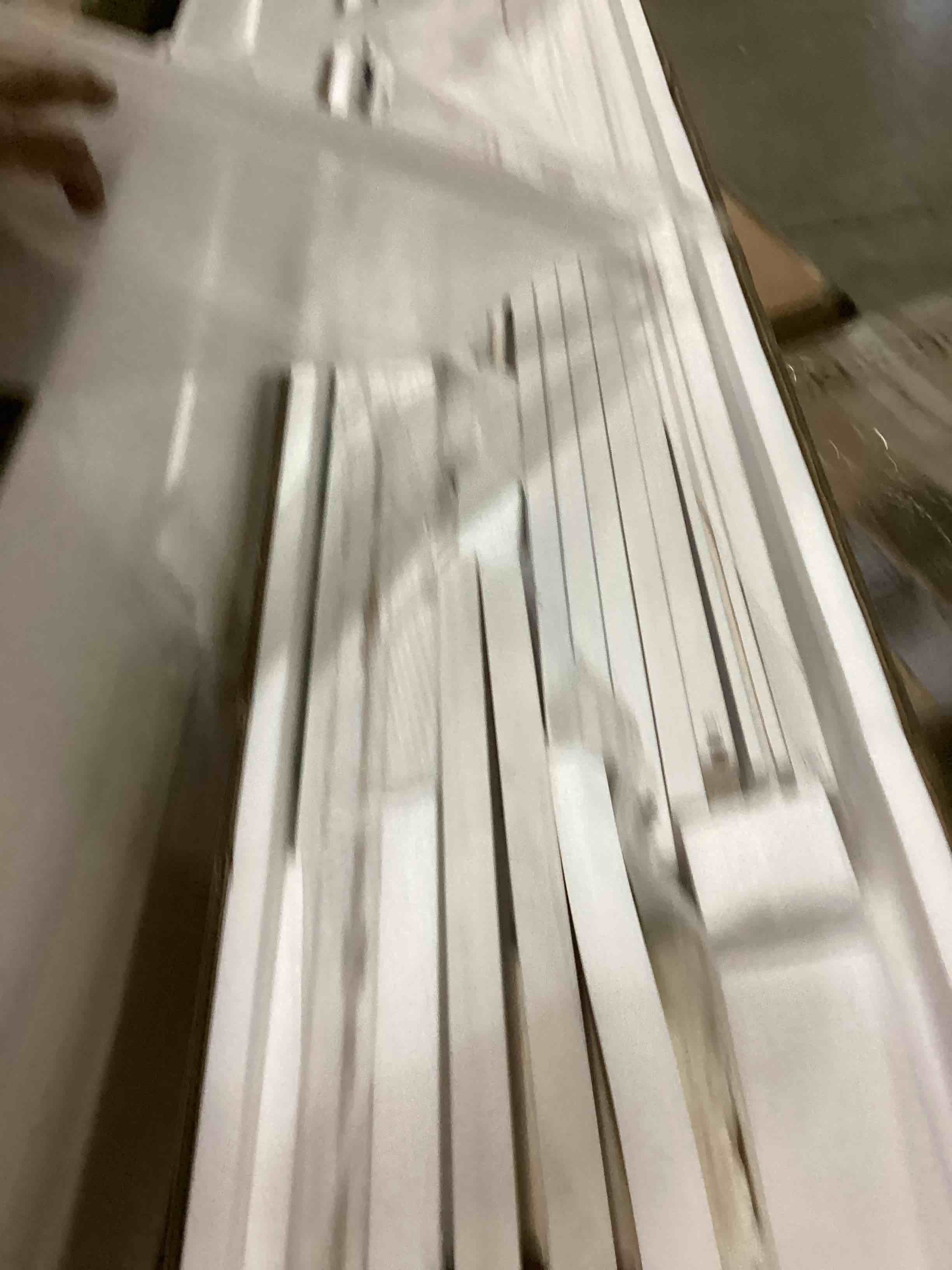 https://s3.amazonaws.com/lotting-images-prod/bidfta/PPE1451926_1740593019406.jpeg