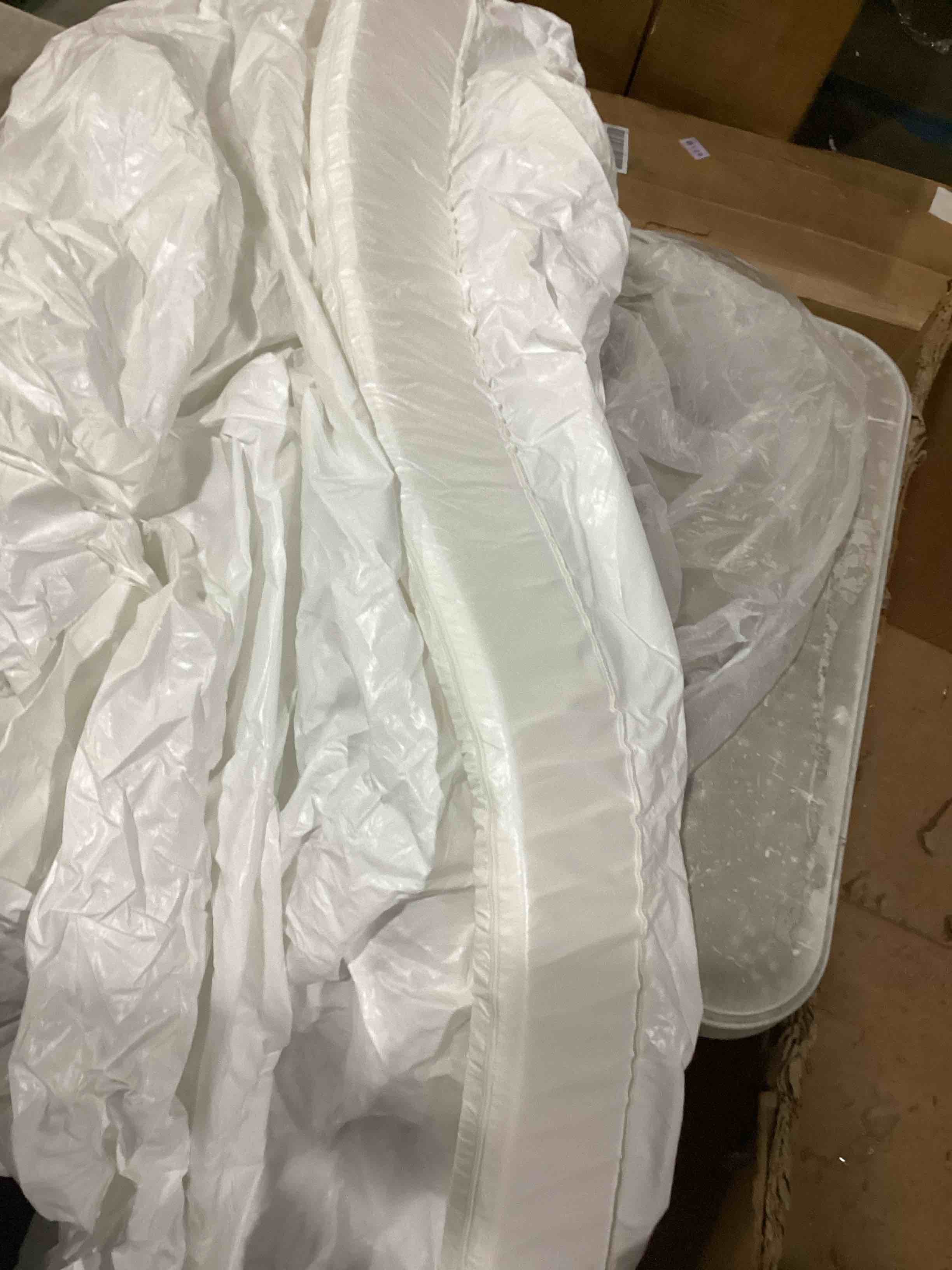 https://s3.amazonaws.com/lotting-images-prod/bidfta/PPE1452553_1741269879854.jpeg