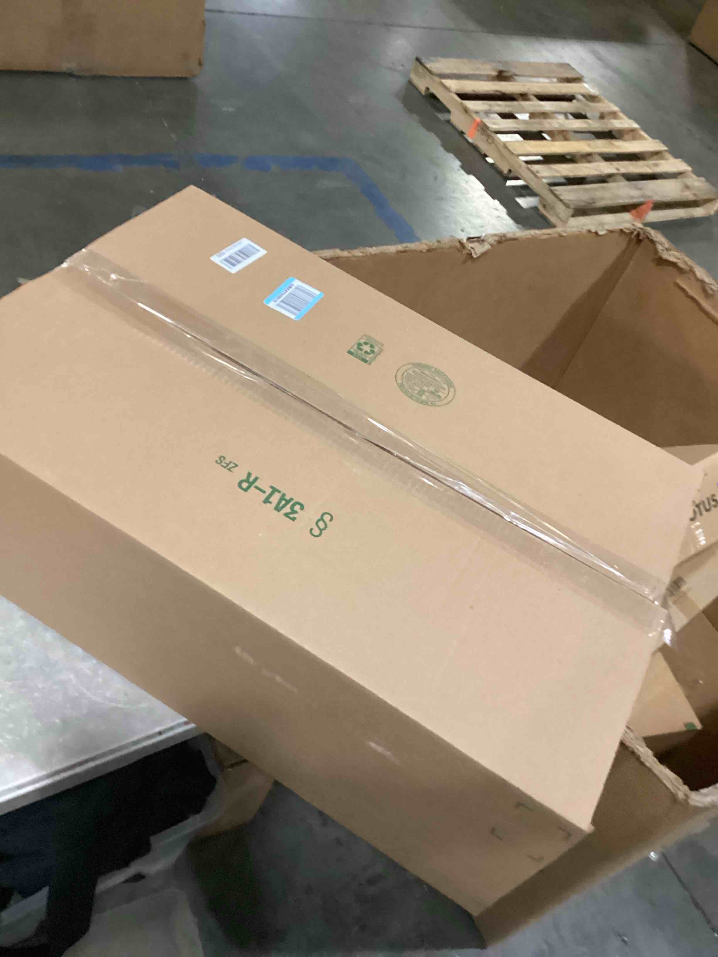 https://s3.amazonaws.com/lotting-images-prod/bidfta/PPE1452776_1741604879458.jpeg
