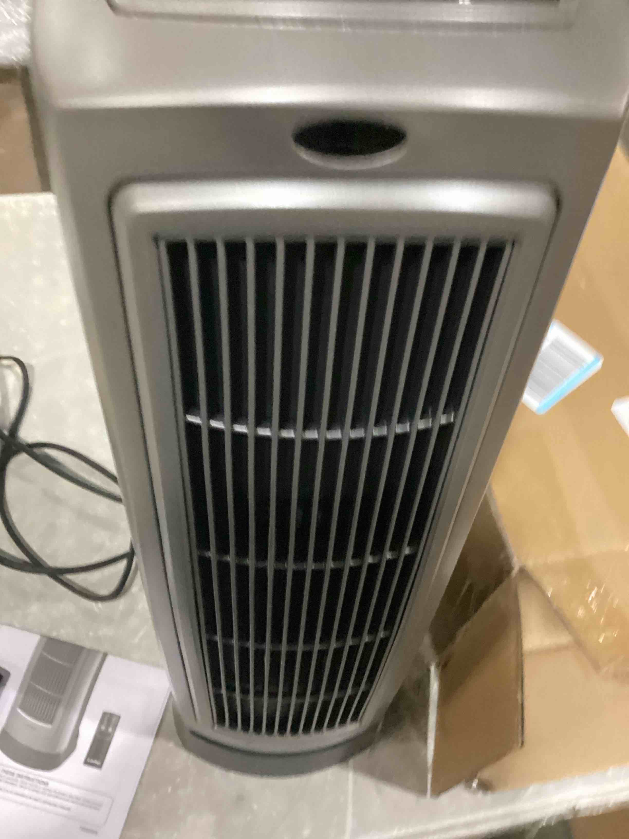 https://s3.amazonaws.com/lotting-images-prod/bidfta/PPE1452813_1741609429354.jpeg