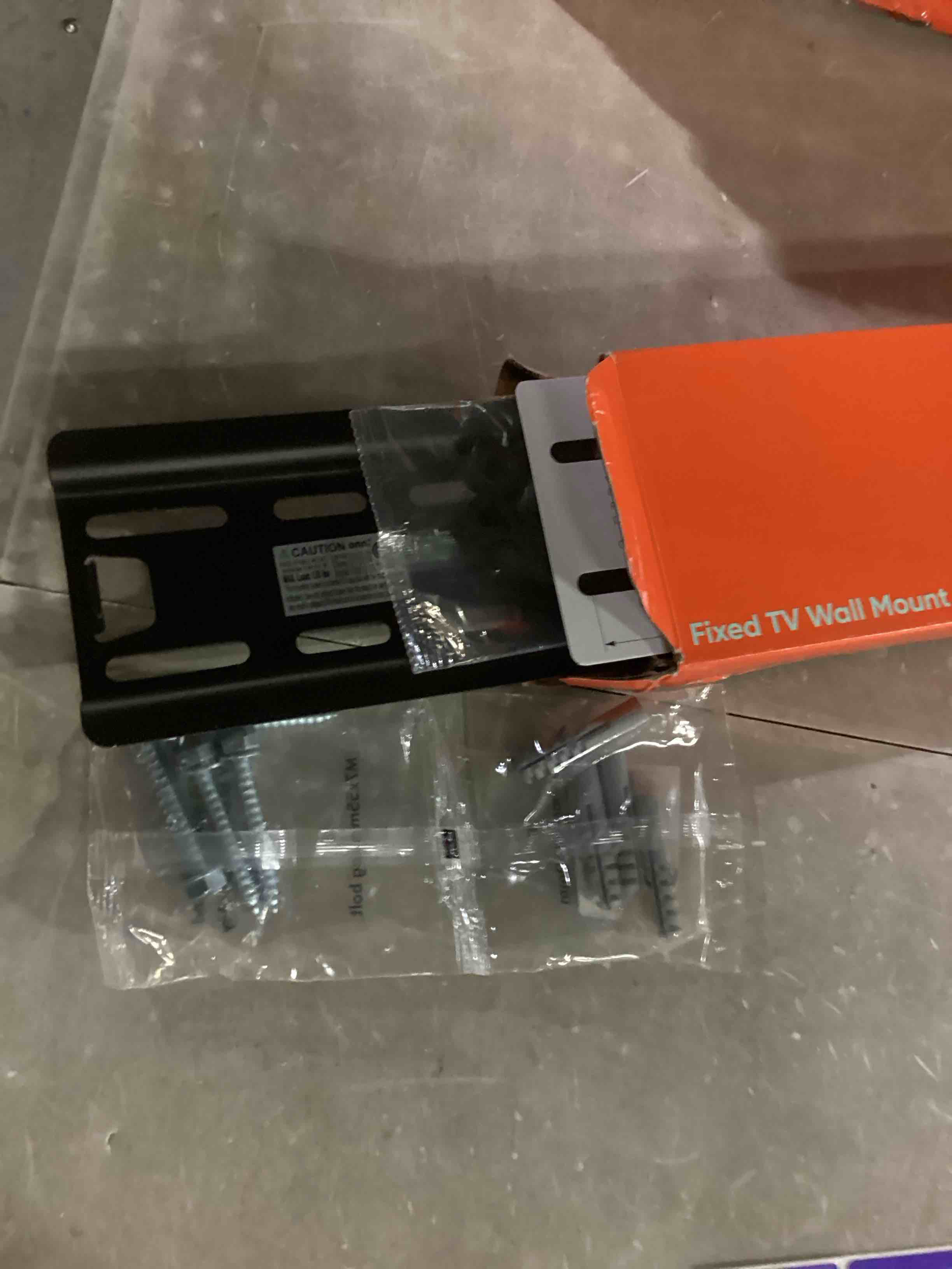 https://s3.amazonaws.com/lotting-images-prod/bidfta/PPE1453558_1740593775277.jpeg