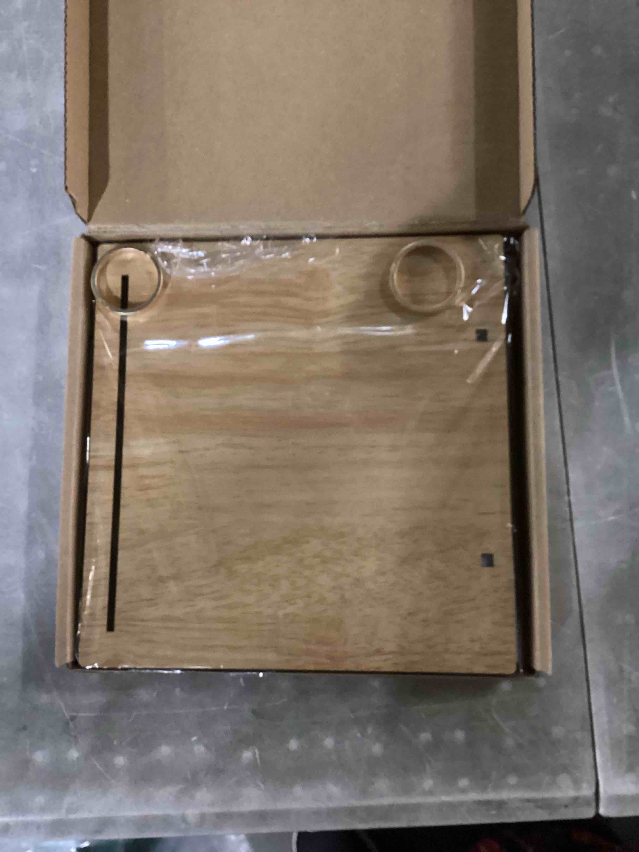 https://s3.amazonaws.com/lotting-images-prod/bidfta/PPE1454289_1741271213942.jpeg