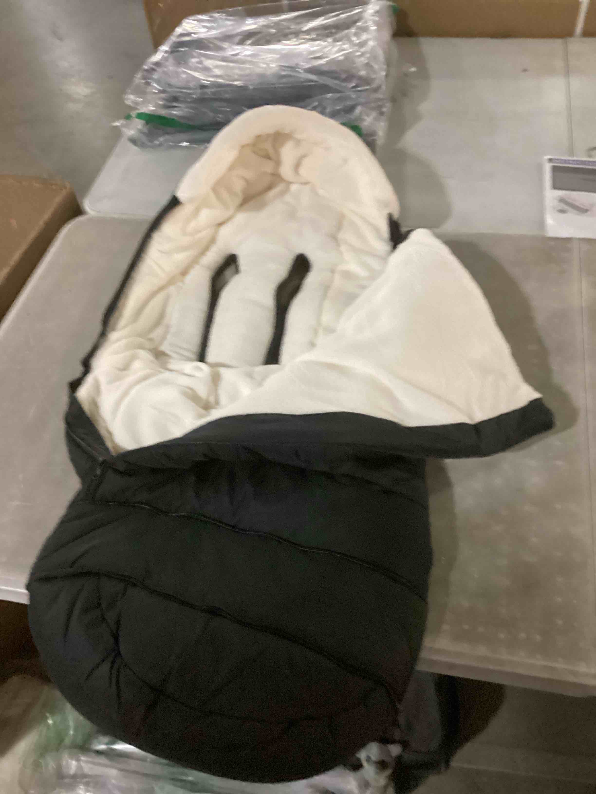 https://s3.amazonaws.com/lotting-images-prod/bidfta/PPE1454309_1741277093399.jpeg