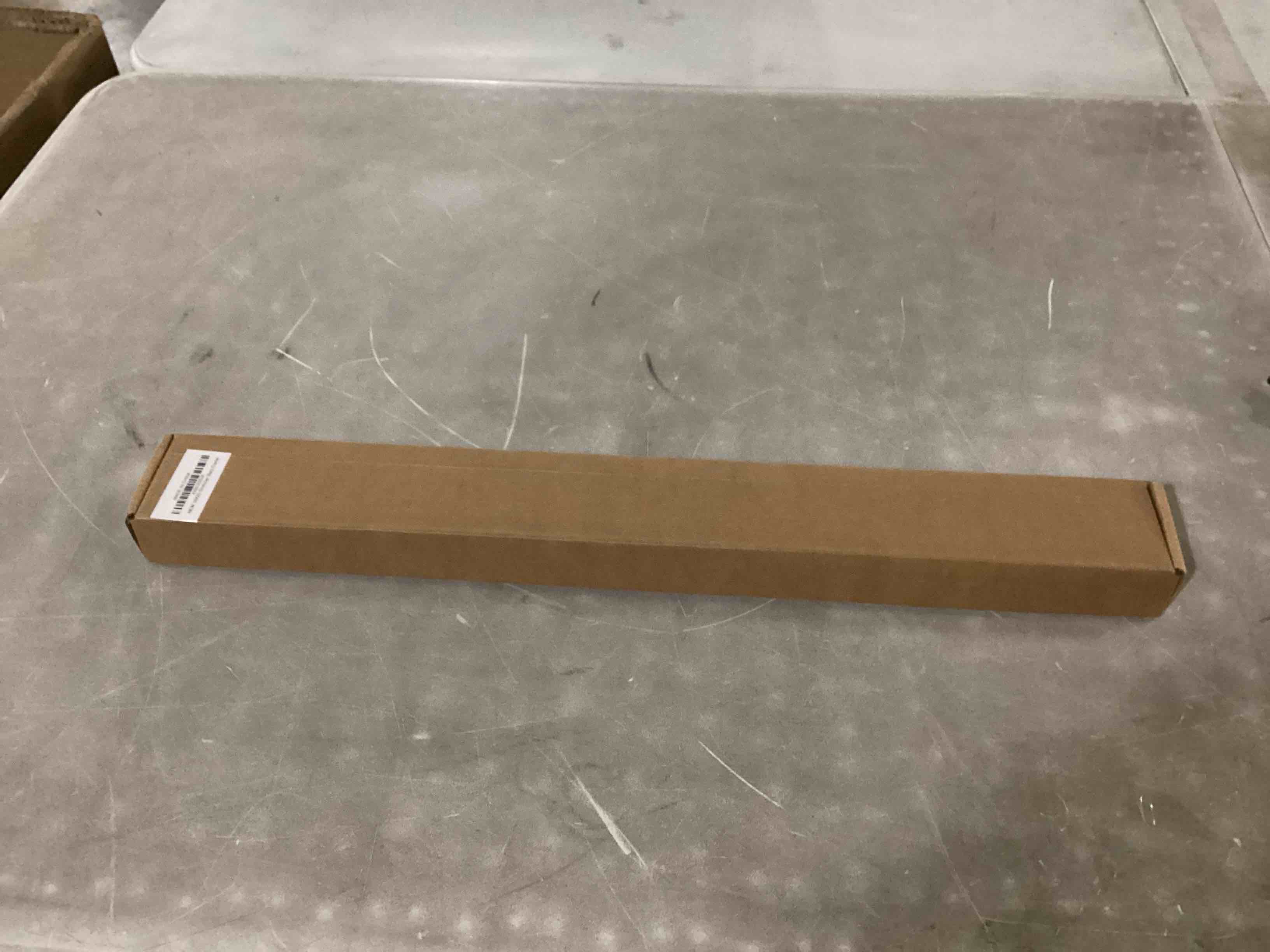 https://s3.amazonaws.com/lotting-images-prod/bidfta/PPE1454311_1741277361890.jpeg