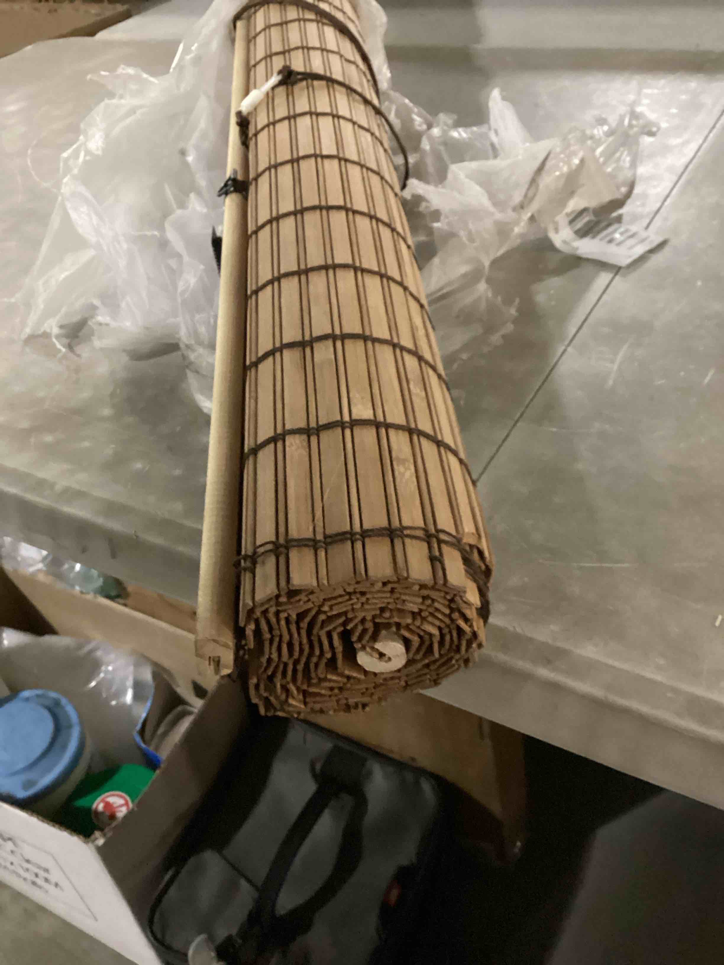 https://s3.amazonaws.com/lotting-images-prod/bidfta/PPE1454376_1741352099194.jpeg