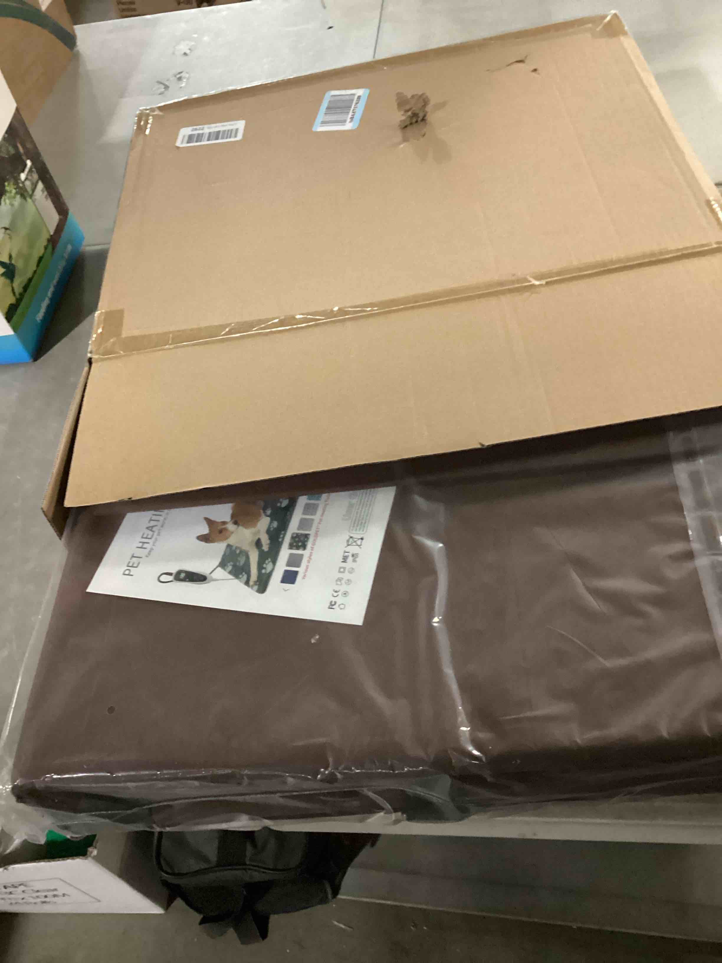 https://s3.amazonaws.com/lotting-images-prod/bidfta/PPE1454495_1741611611653.jpeg