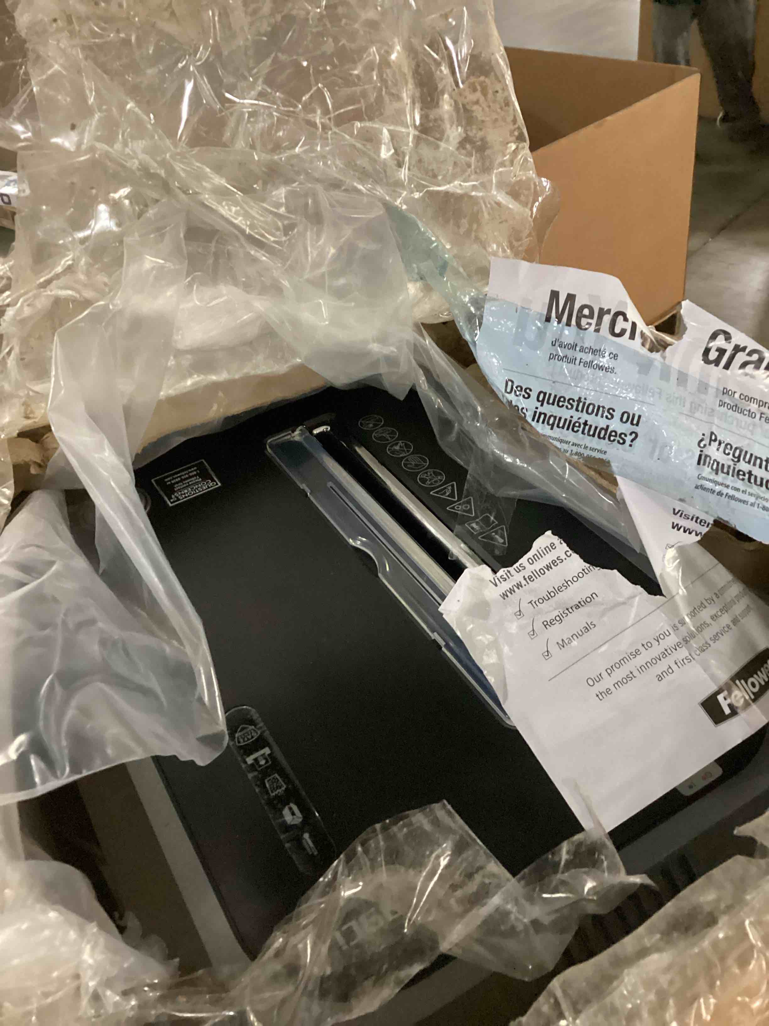 https://s3.amazonaws.com/lotting-images-prod/bidfta/PPE1454521_1741617197890.jpeg