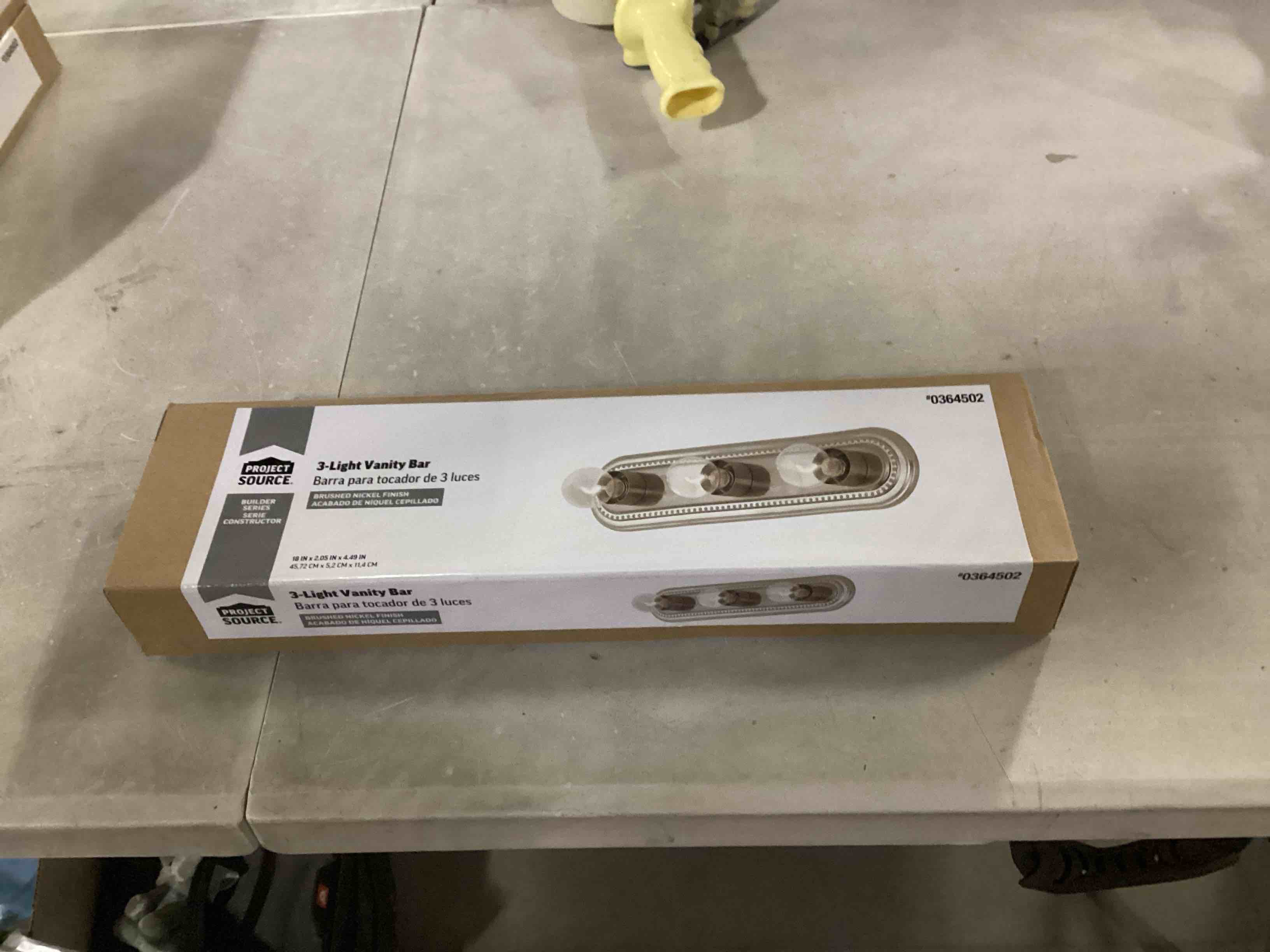 https://s3.amazonaws.com/lotting-images-prod/bidfta/PPE1454928_1741876668826.jpeg