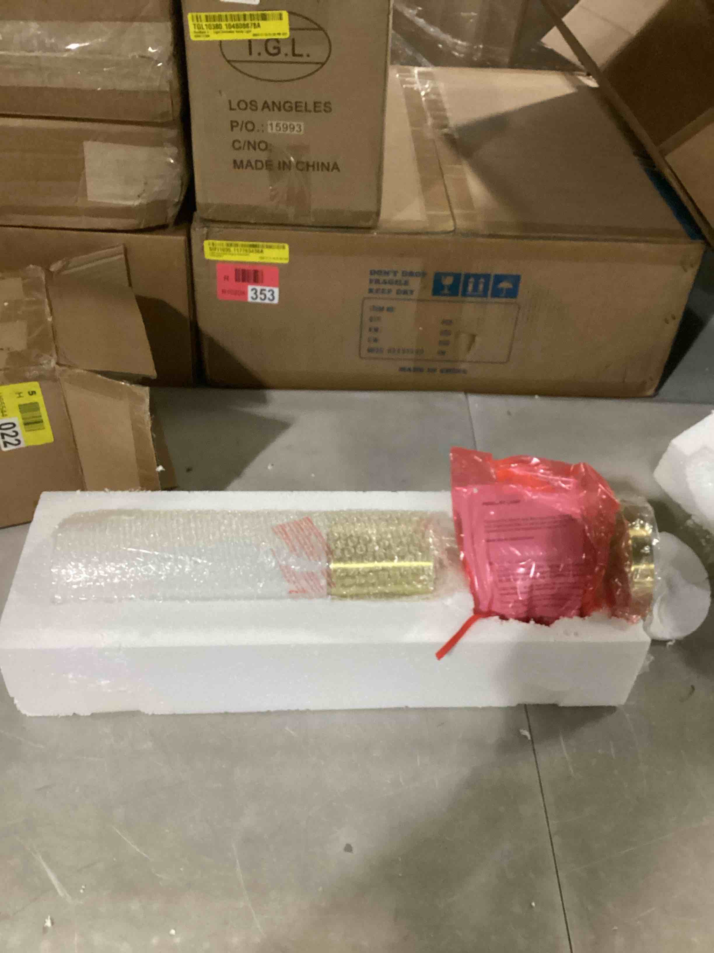 https://s3.amazonaws.com/lotting-images-prod/bidfta/PPE1455320_1742224079854.jpeg