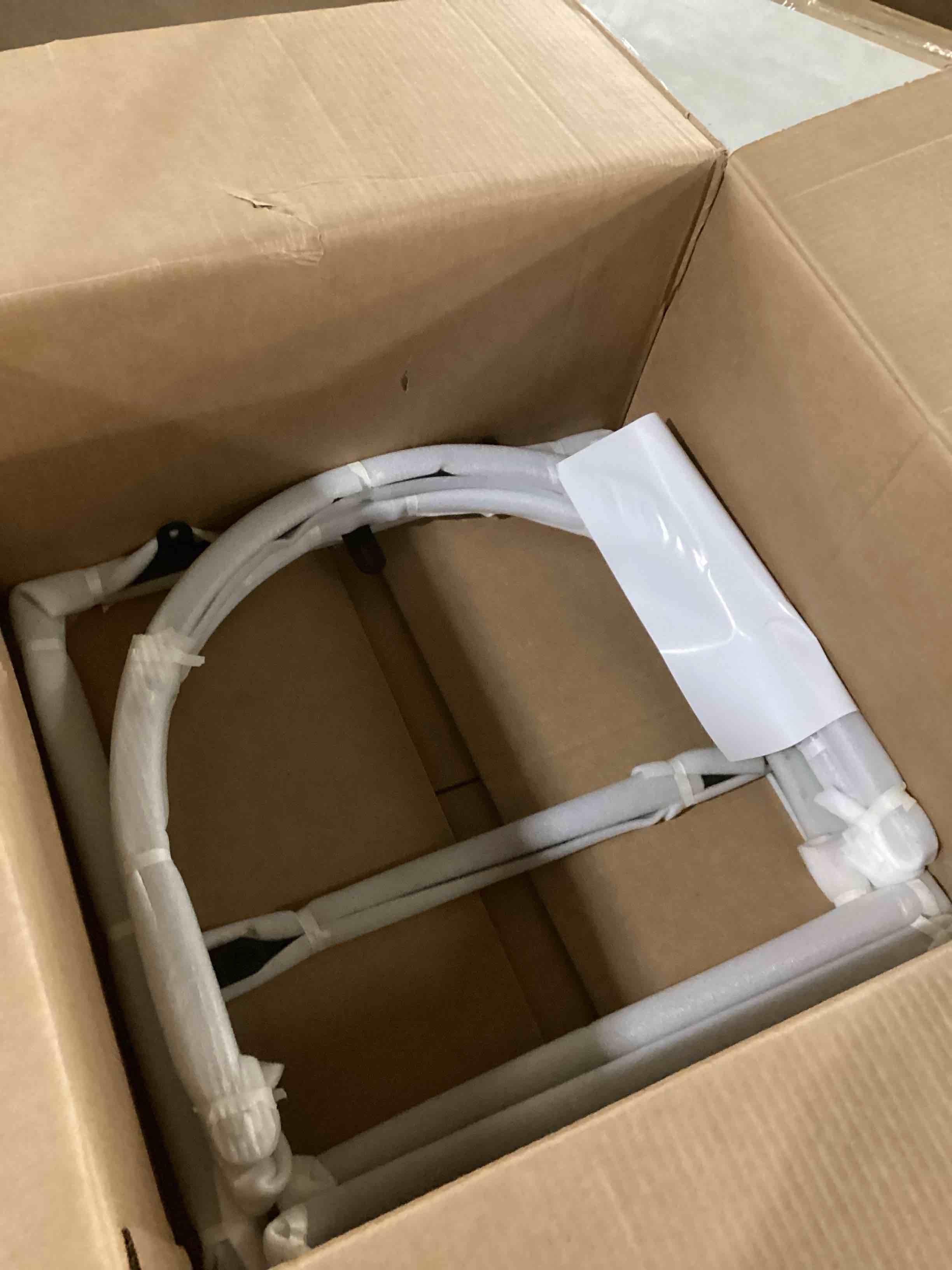 https://s3.amazonaws.com/lotting-images-prod/bidfta/PPE1455478_1742322980431.jpeg