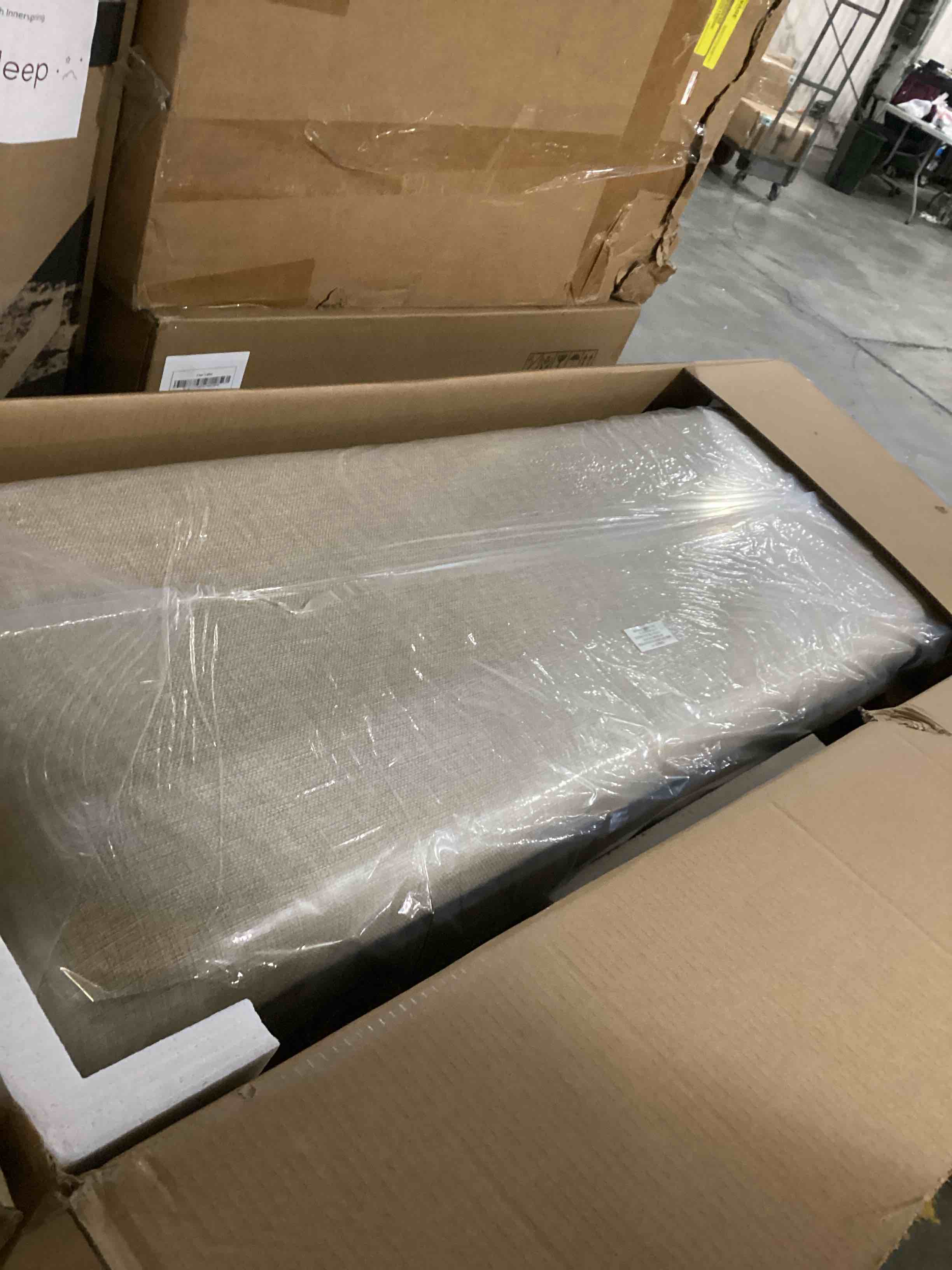 https://s3.amazonaws.com/lotting-images-prod/bidfta/PPE1455568_1742408498107.jpeg