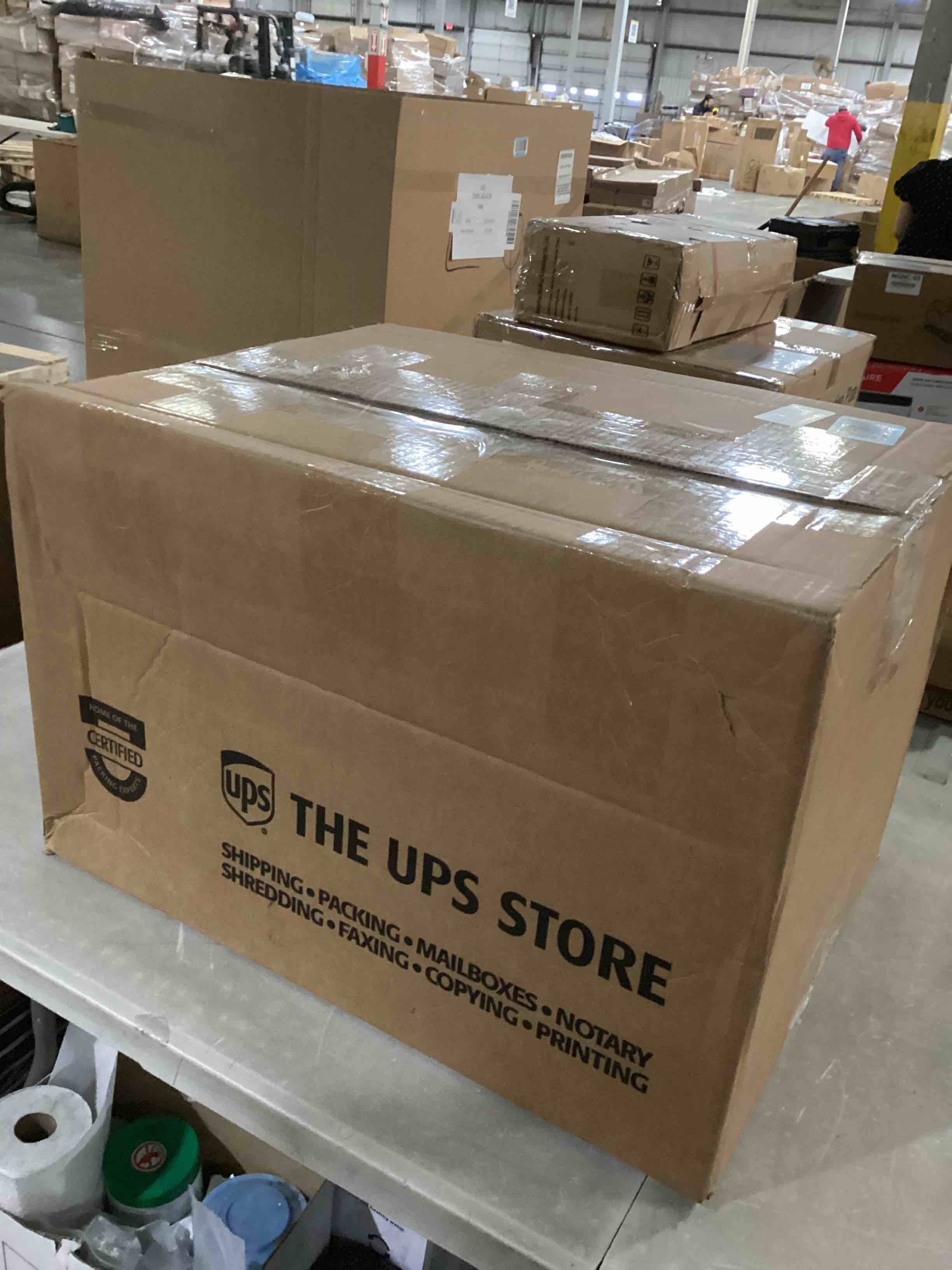 https://s3.amazonaws.com/lotting-images-prod/bidfta/PPE1455718_1742570054282.jpeg