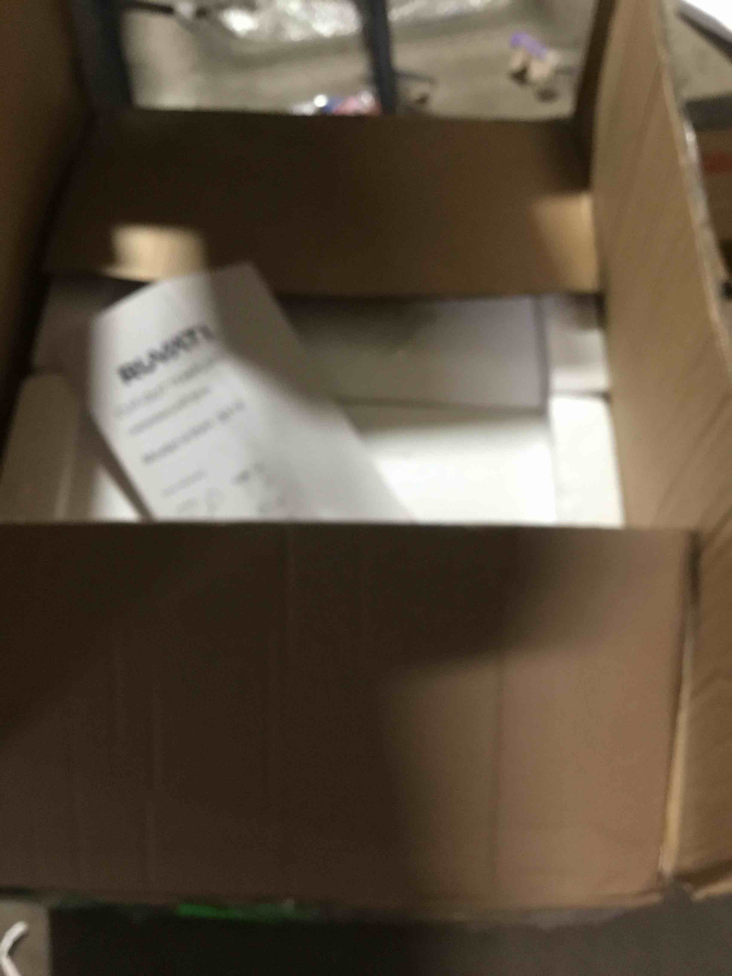 Condition photo showing Good Condition for Ruvati 30-inch Workstation Ledge Undermount 16 Gauge Stainless Steel Kitchen Sink Single Bowl – RVH8310