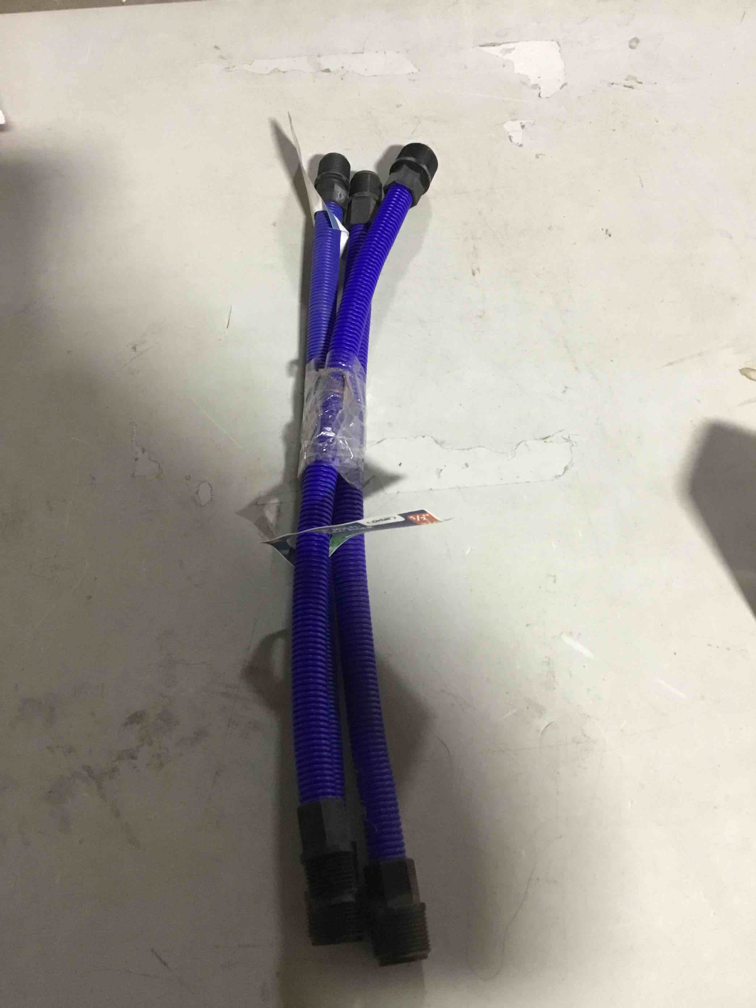 Condition photo showing Good Condition for Orbit Sprinkler System 1/2-Inch x 3/4-Inch x 18-Inch Cobra Flexible Pipe Riser 37322