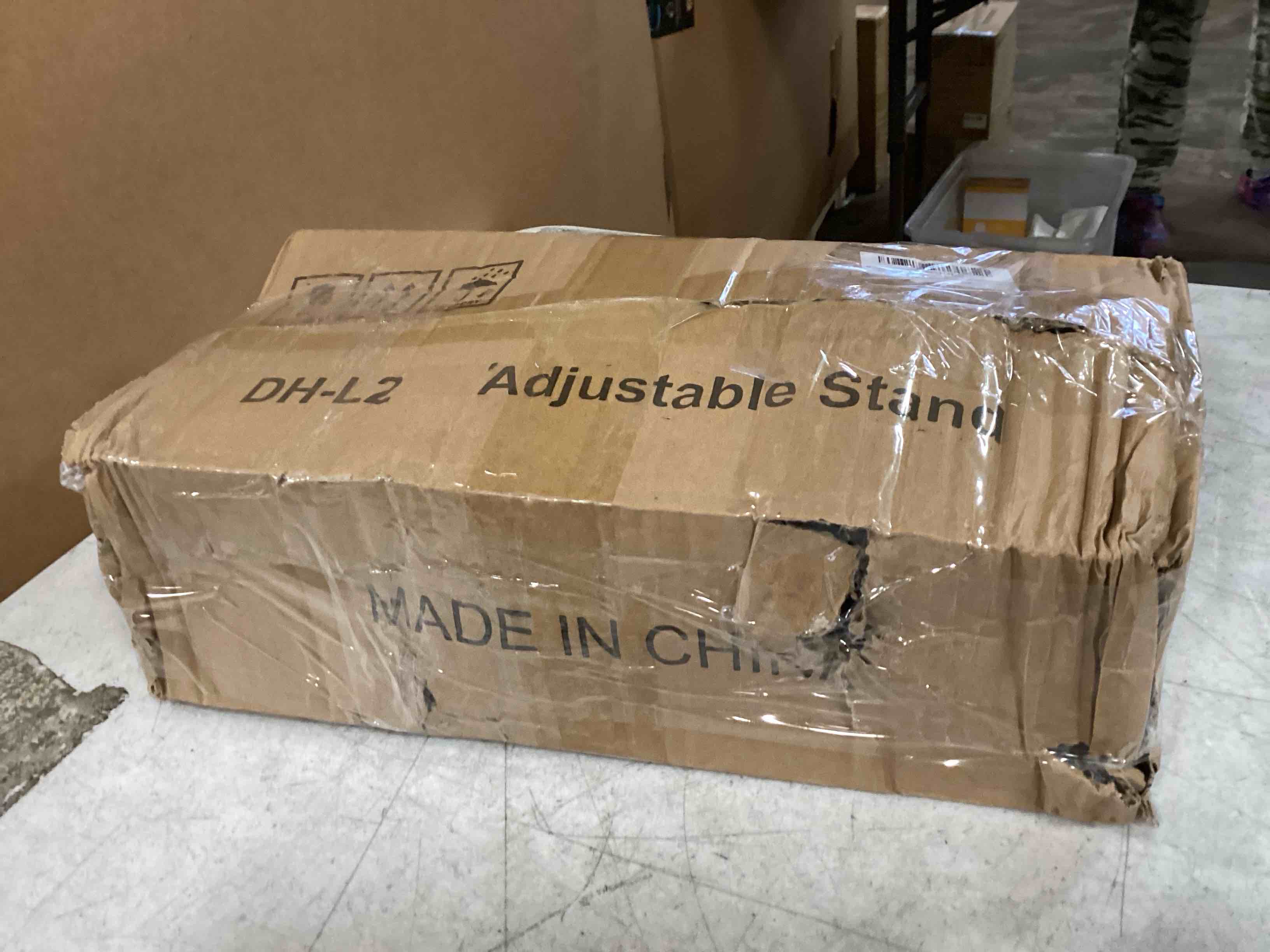 https://s3.amazonaws.com/lotting-images-prod/bidfta/PPE1463465_1732568016525.jpeg