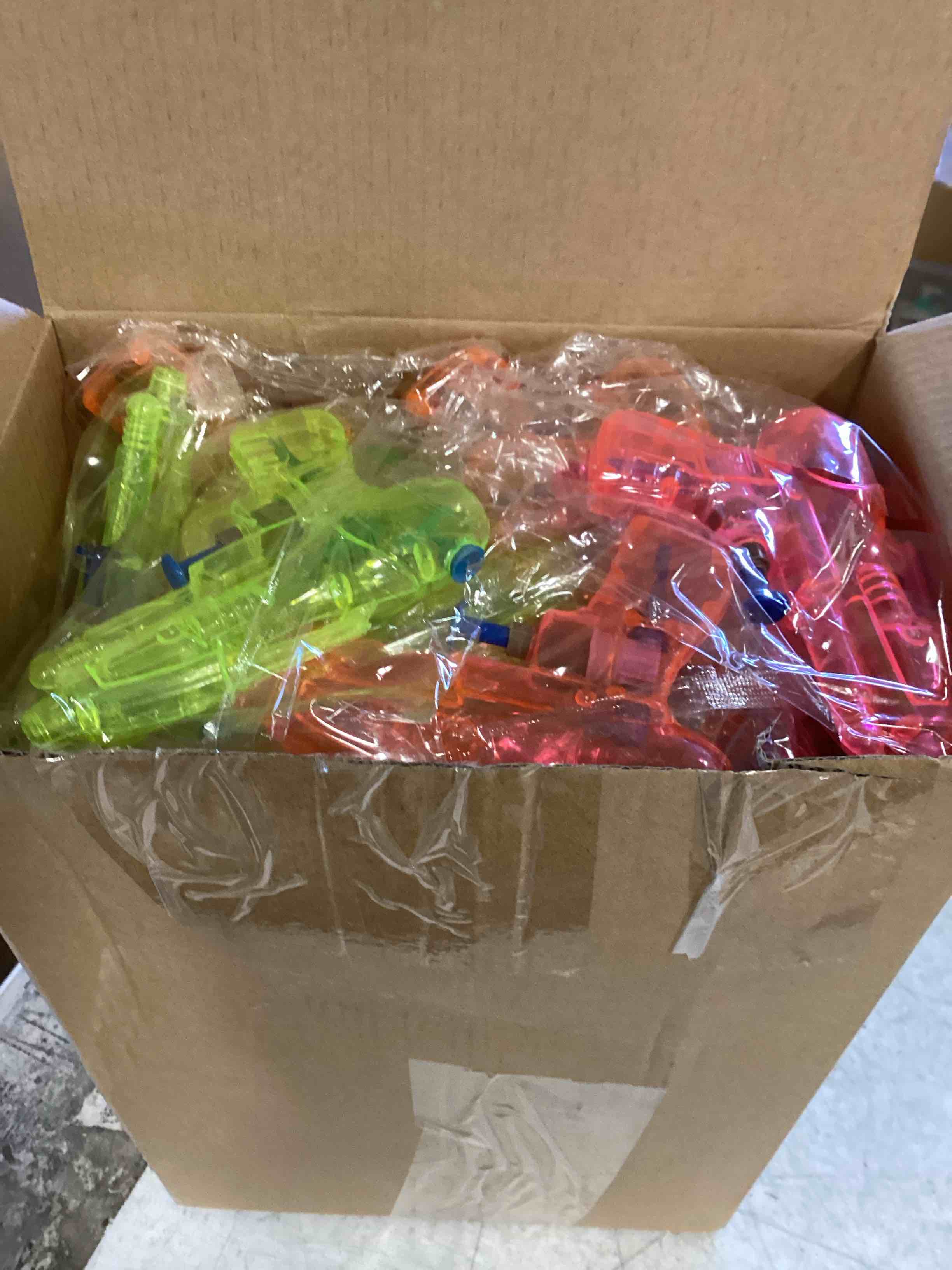 https://s3.amazonaws.com/lotting-images-prod/bidfta/PPE1463660_1732644823055.jpeg