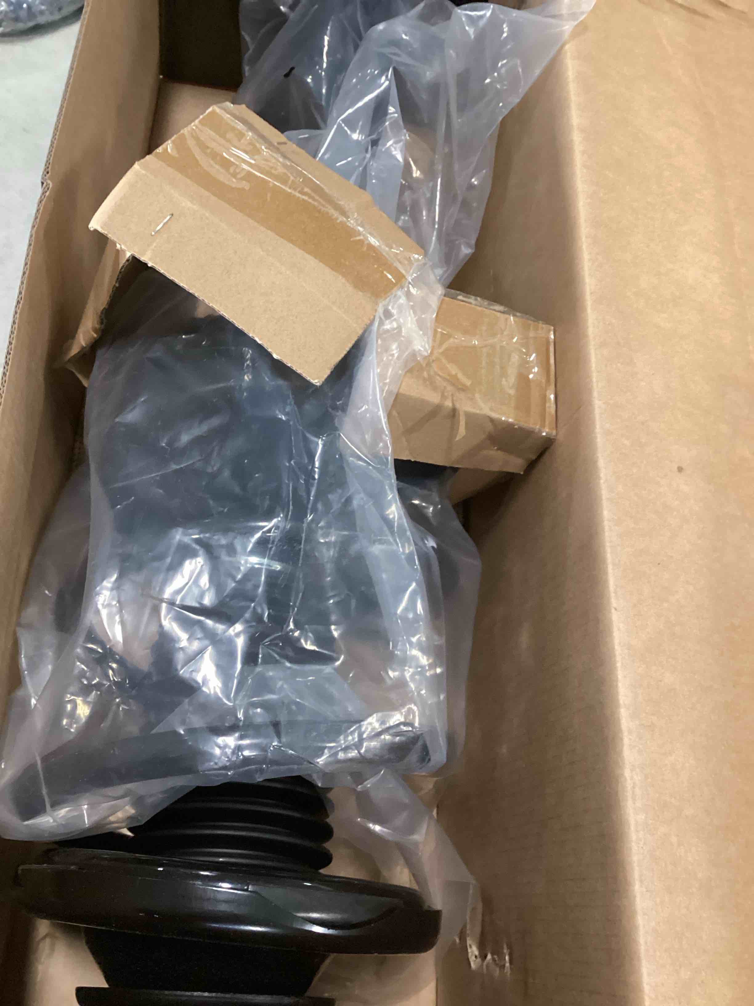 https://s3.amazonaws.com/lotting-images-prod/bidfta/PPE1465904_1734012326993.jpeg