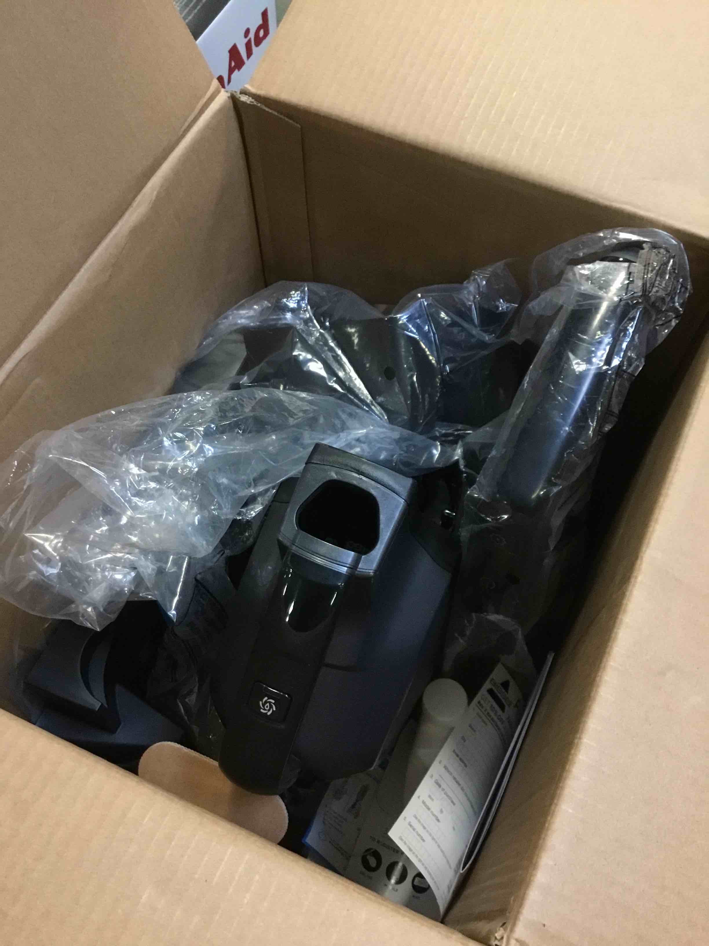 https://s3.amazonaws.com/lotting-images-prod/bidfta/PPE1466739_1734635021699.jpeg