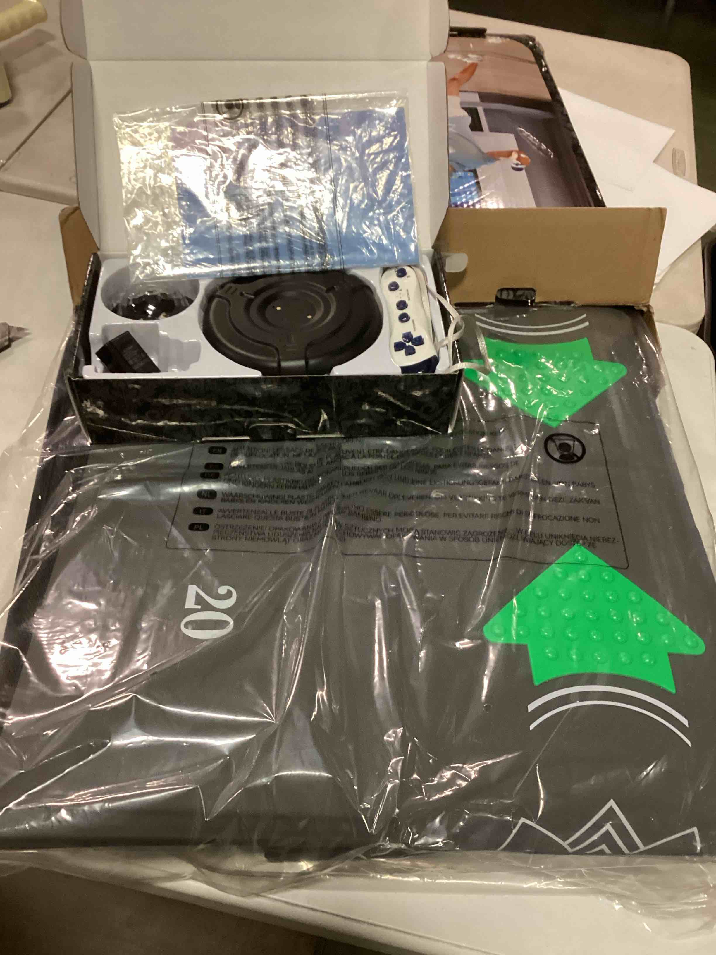 https://s3.amazonaws.com/lotting-images-prod/bidfta/PPE1467000_1735074310147.jpeg