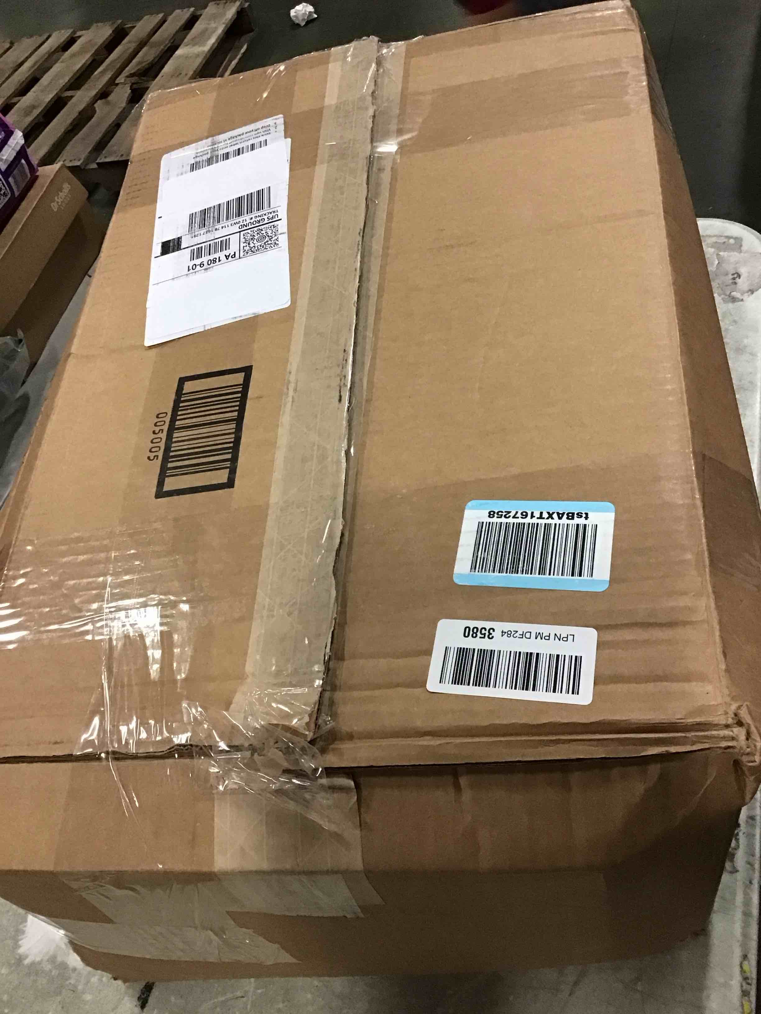 https://s3.amazonaws.com/lotting-images-prod/bidfta/PPE1467630_1736254866471.jpeg