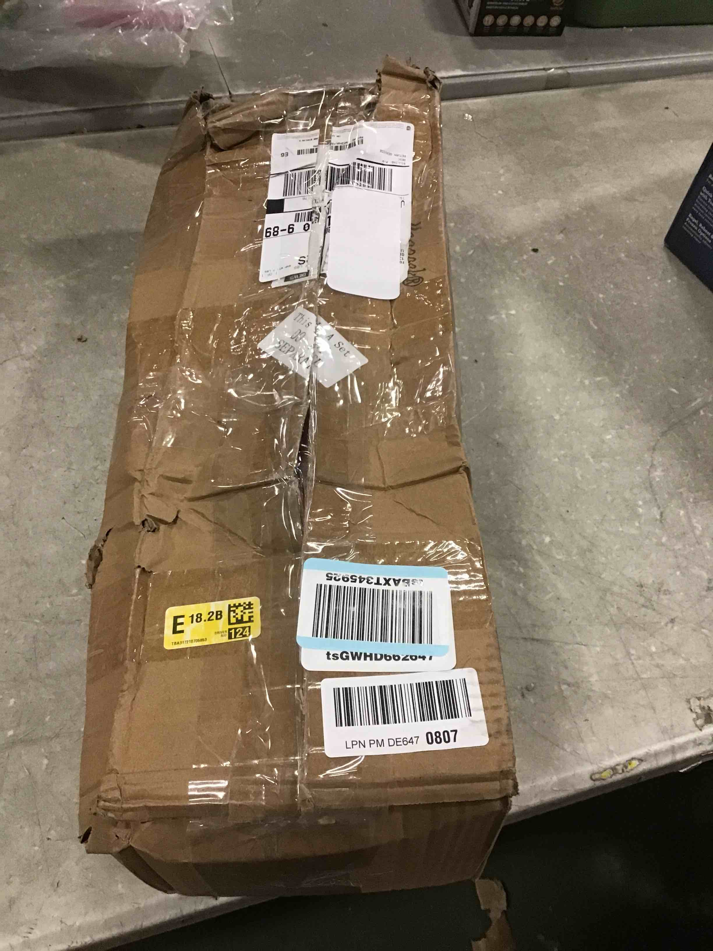 https://s3.amazonaws.com/lotting-images-prod/bidfta/PPE1467746_1736342544848.jpeg