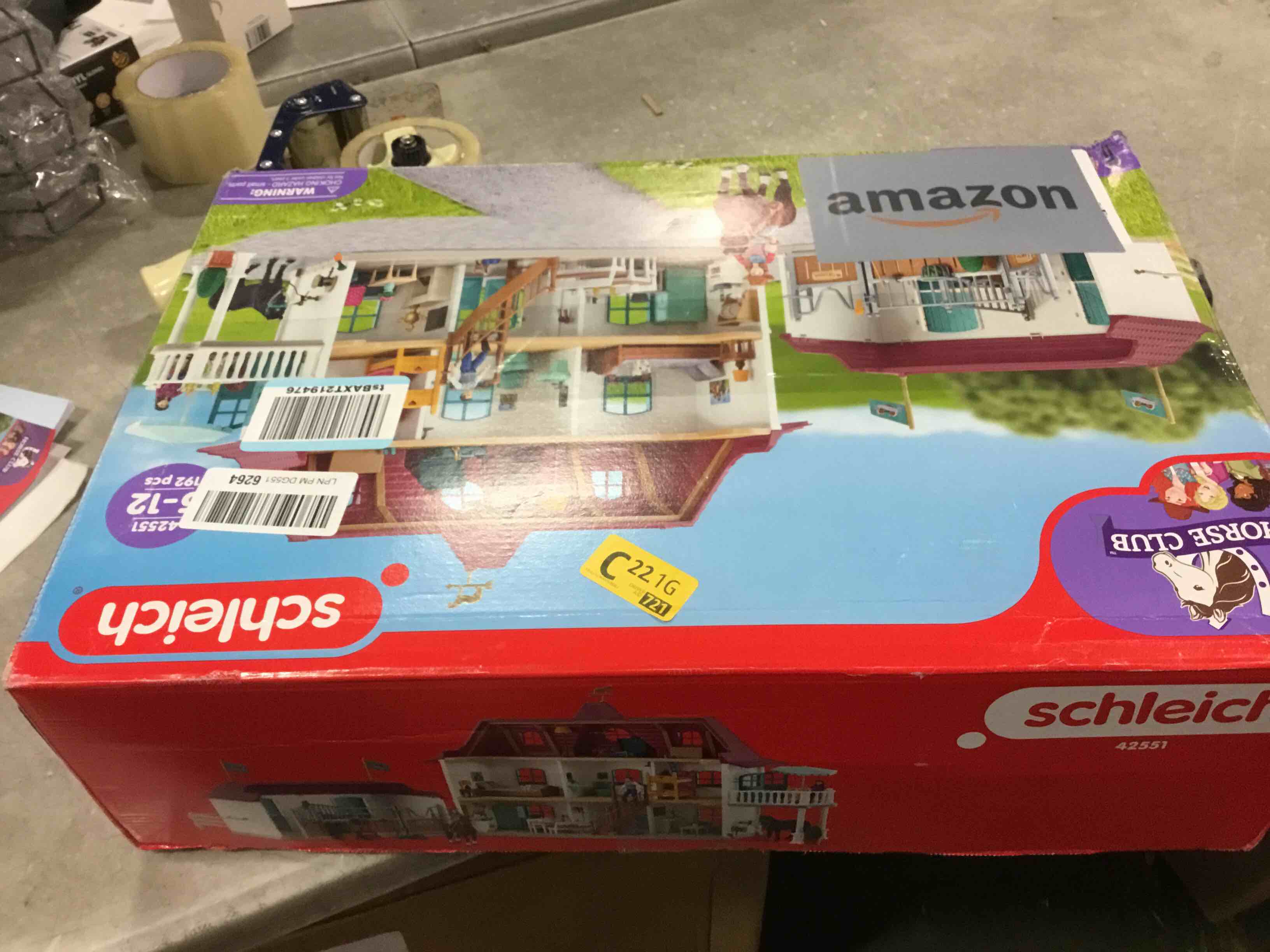 https://s3.amazonaws.com/lotting-images-prod/bidfta/PPE1467952_1736430638569.jpeg