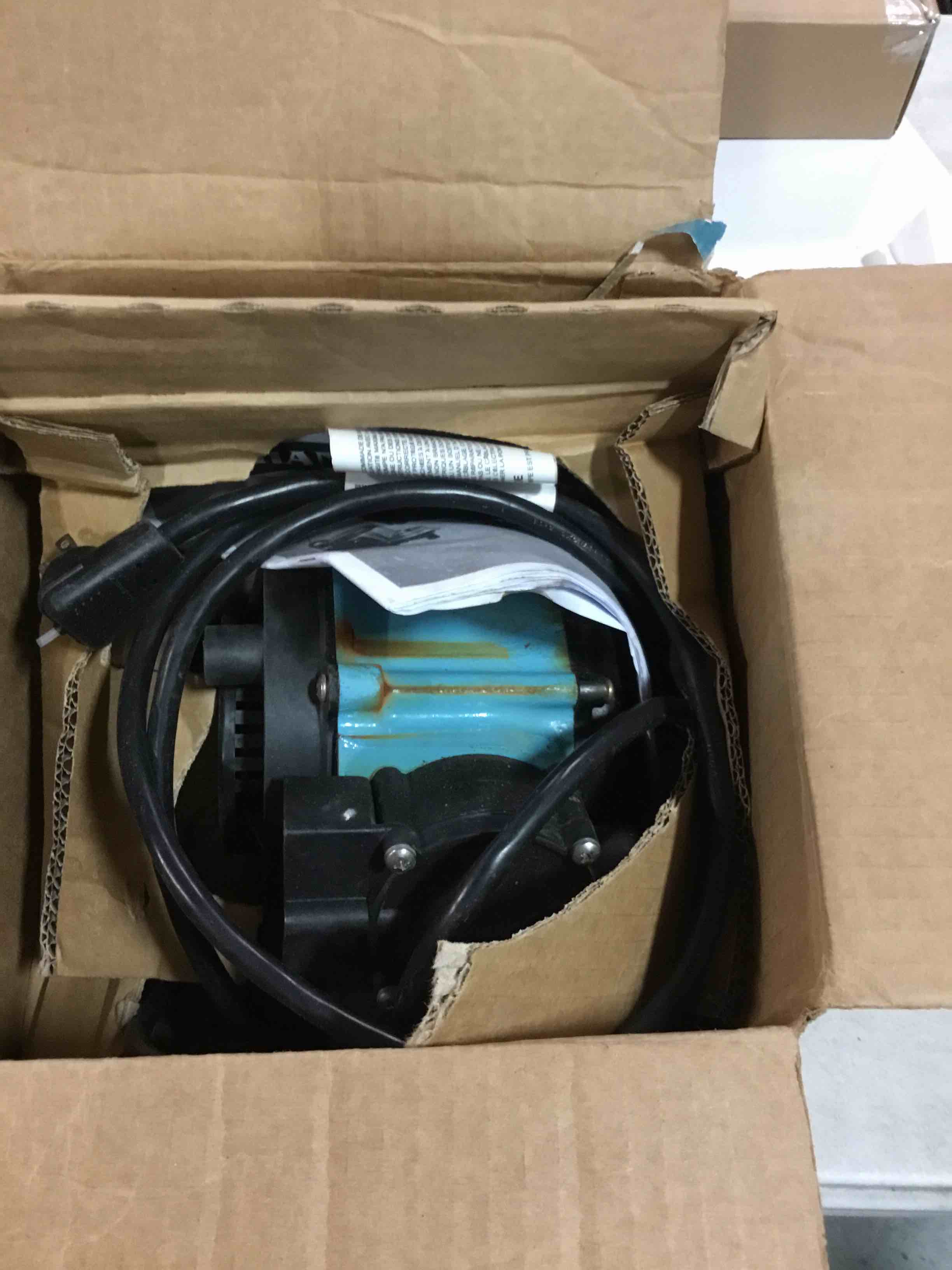 https://s3.amazonaws.com/lotting-images-prod/bidfta/PPE1468021_1732026100659.jpeg