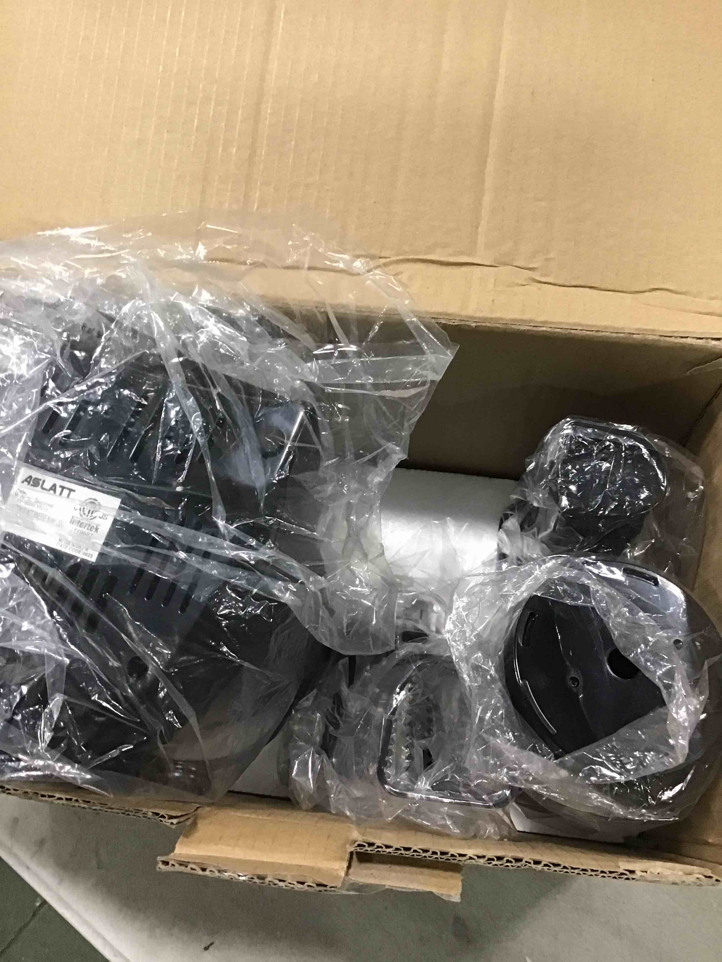 https://s3.amazonaws.com/lotting-images-prod/bidfta/PPE1468358_1732137718093.jpeg