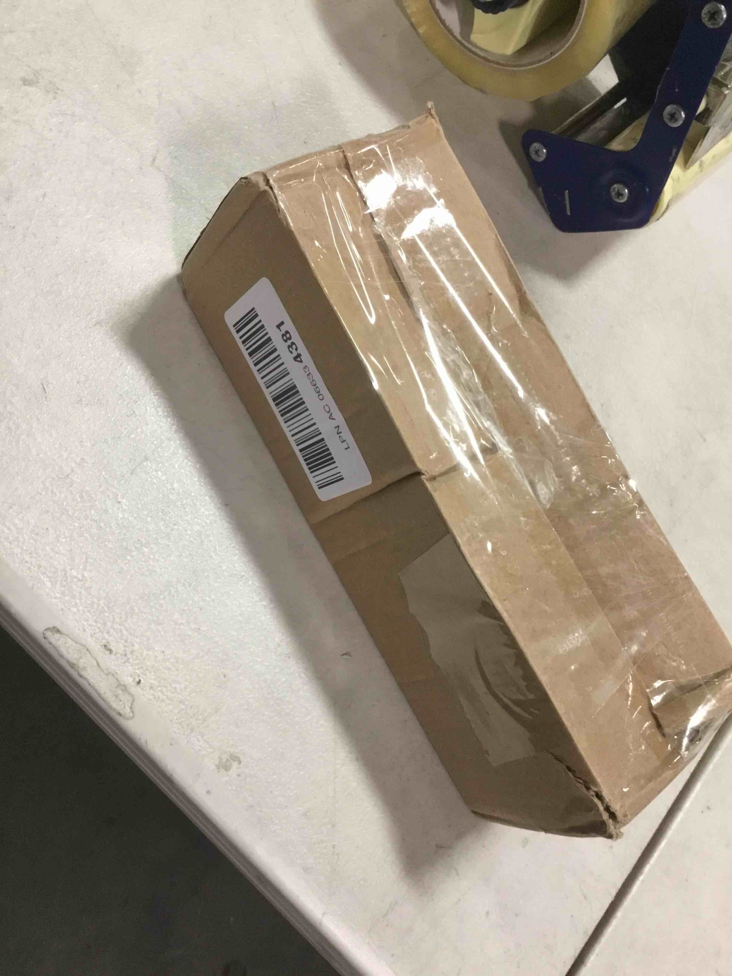https://s3.amazonaws.com/lotting-images-prod/bidfta/PPE1469051_1733334567621.jpeg