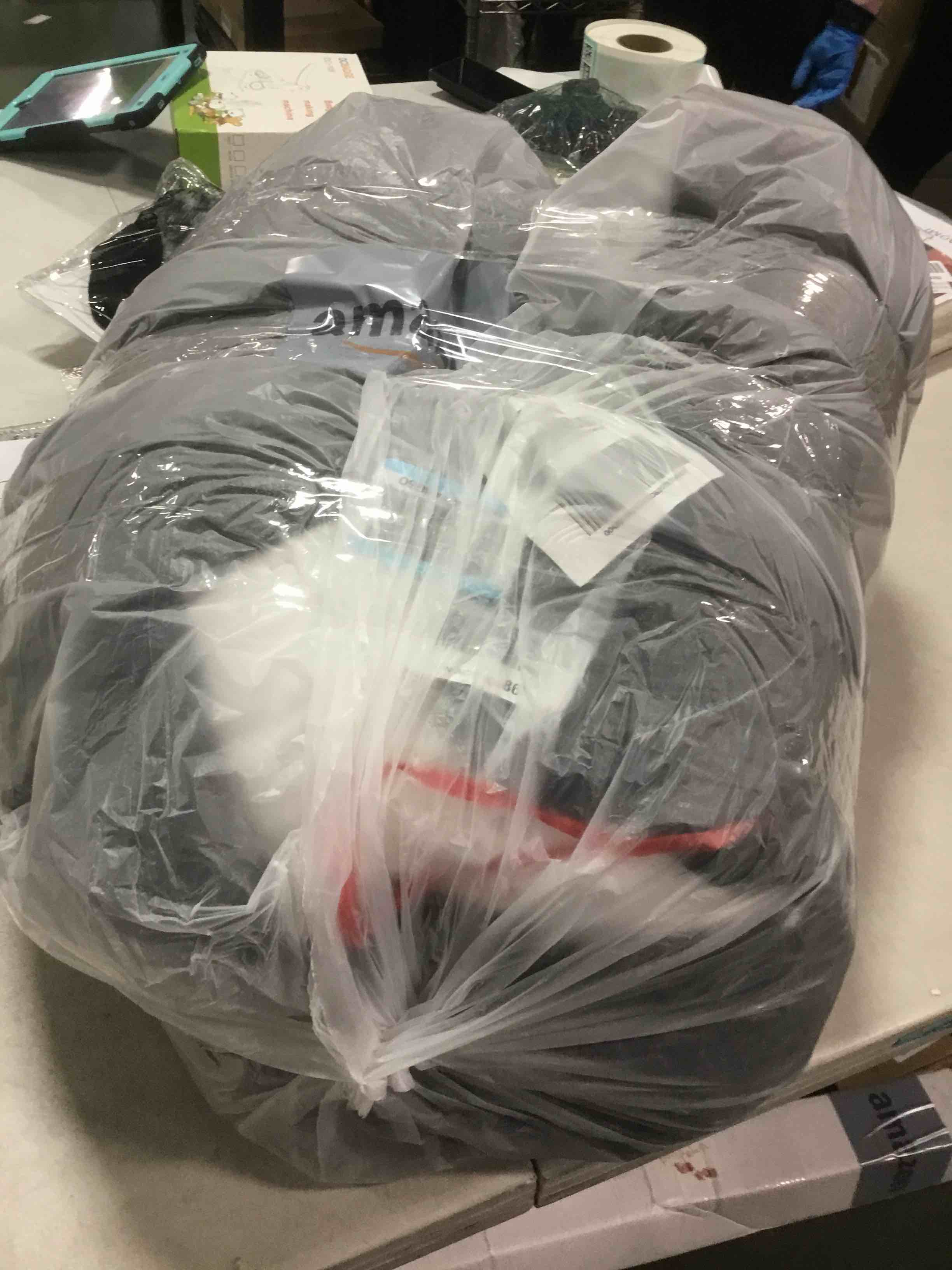 https://s3.amazonaws.com/lotting-images-prod/bidfta/PPE1469140_1733343768103.jpeg