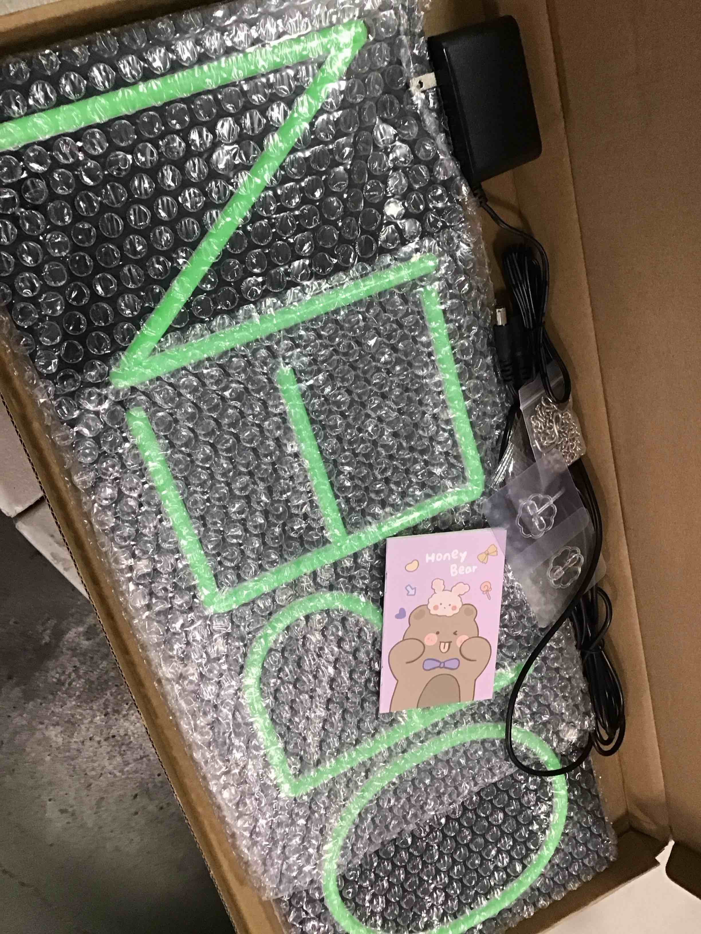 https://s3.amazonaws.com/lotting-images-prod/bidfta/PPE1469485_1733496669903.jpeg