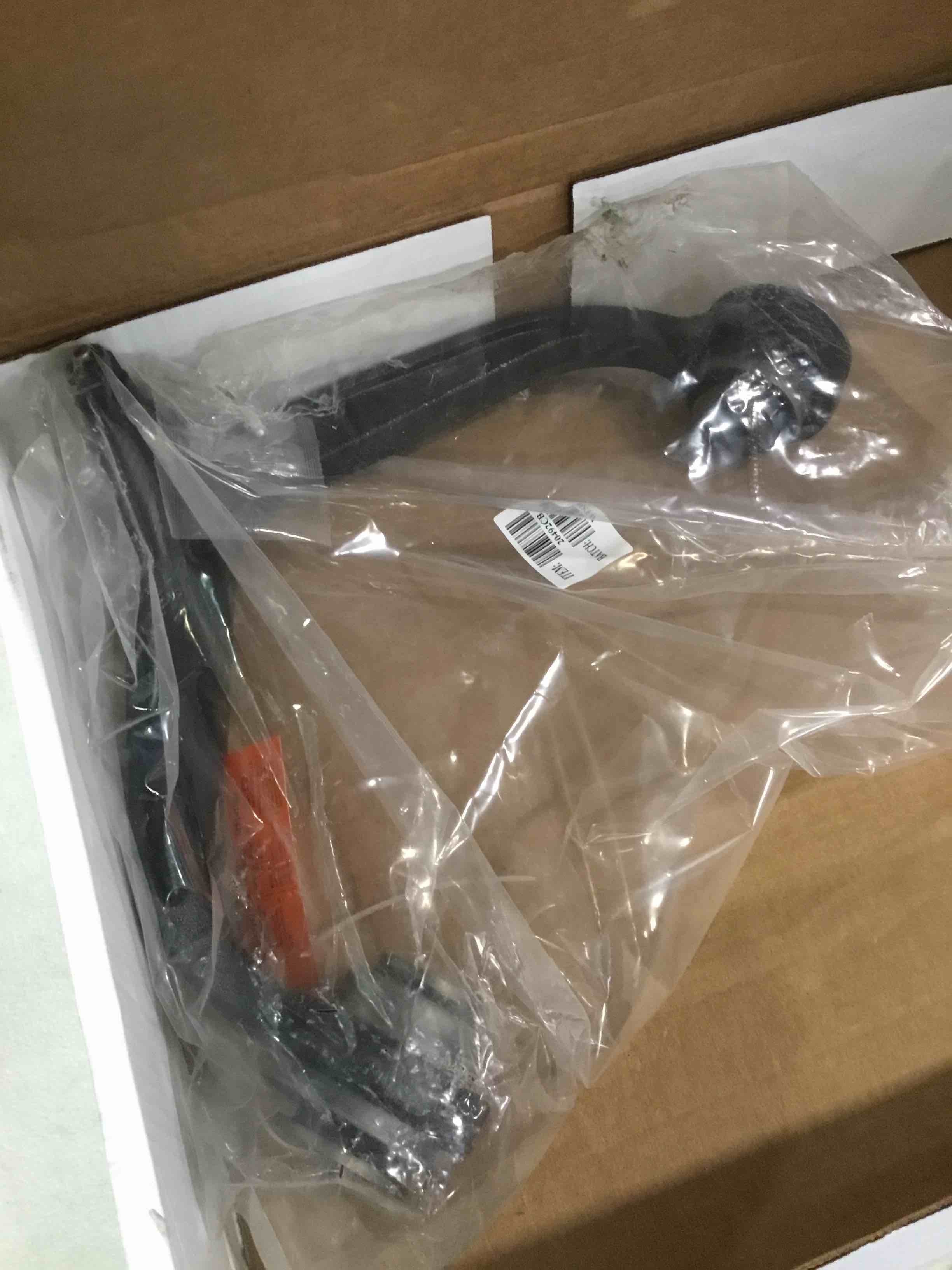 https://s3.amazonaws.com/lotting-images-prod/bidfta/PPE1470774_1734452290692.jpeg