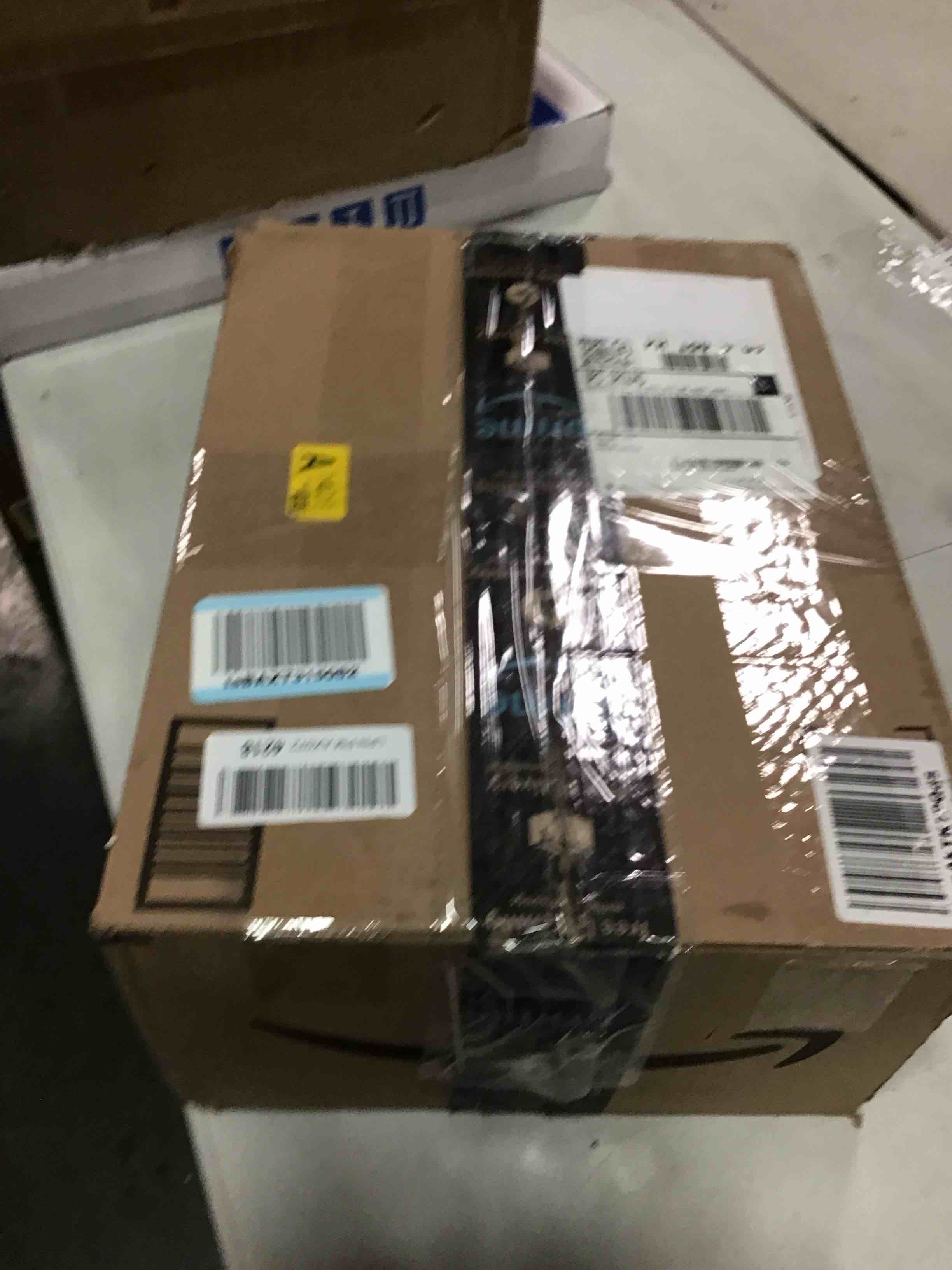 https://s3.amazonaws.com/lotting-images-prod/bidfta/PPE1471426_1732557111101.jpeg