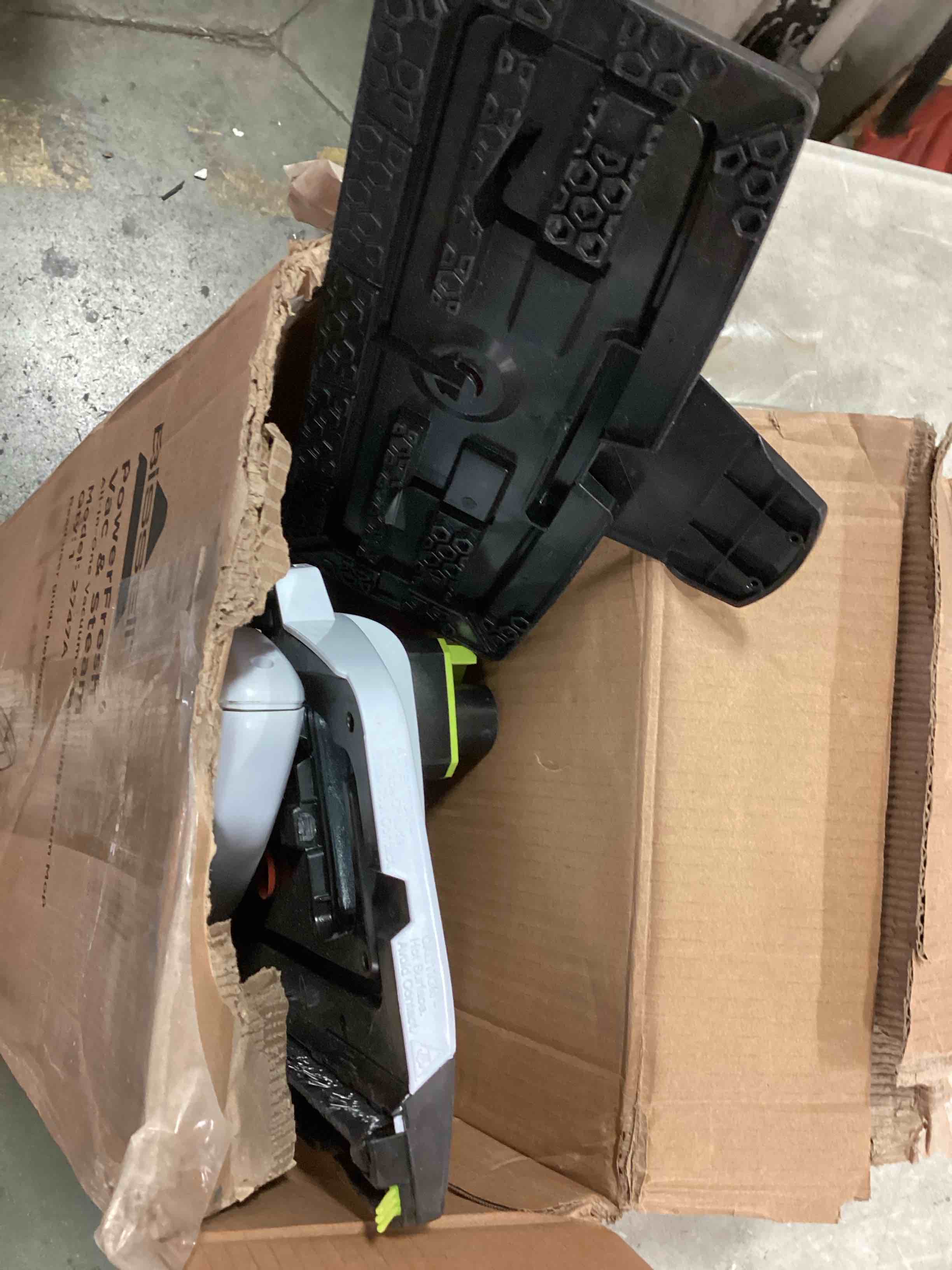 https://s3.amazonaws.com/lotting-images-prod/bidfta/PPE1472654_1734108403023.jpeg