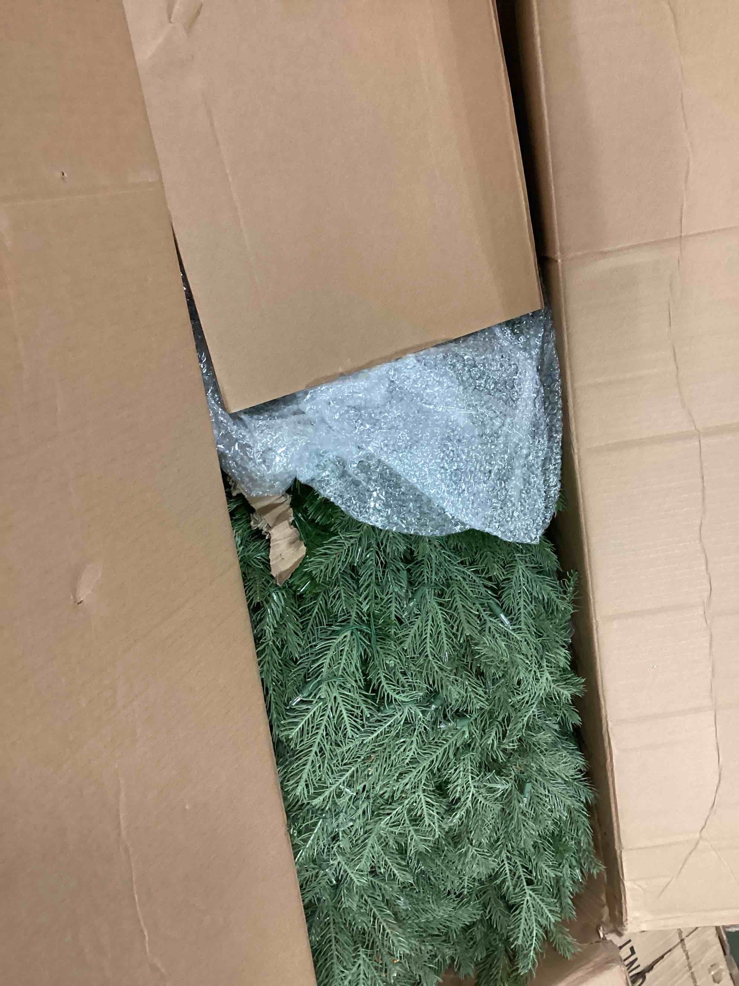 https://s3.amazonaws.com/lotting-images-prod/bidfta/PPE1473230_1734616446077.jpeg