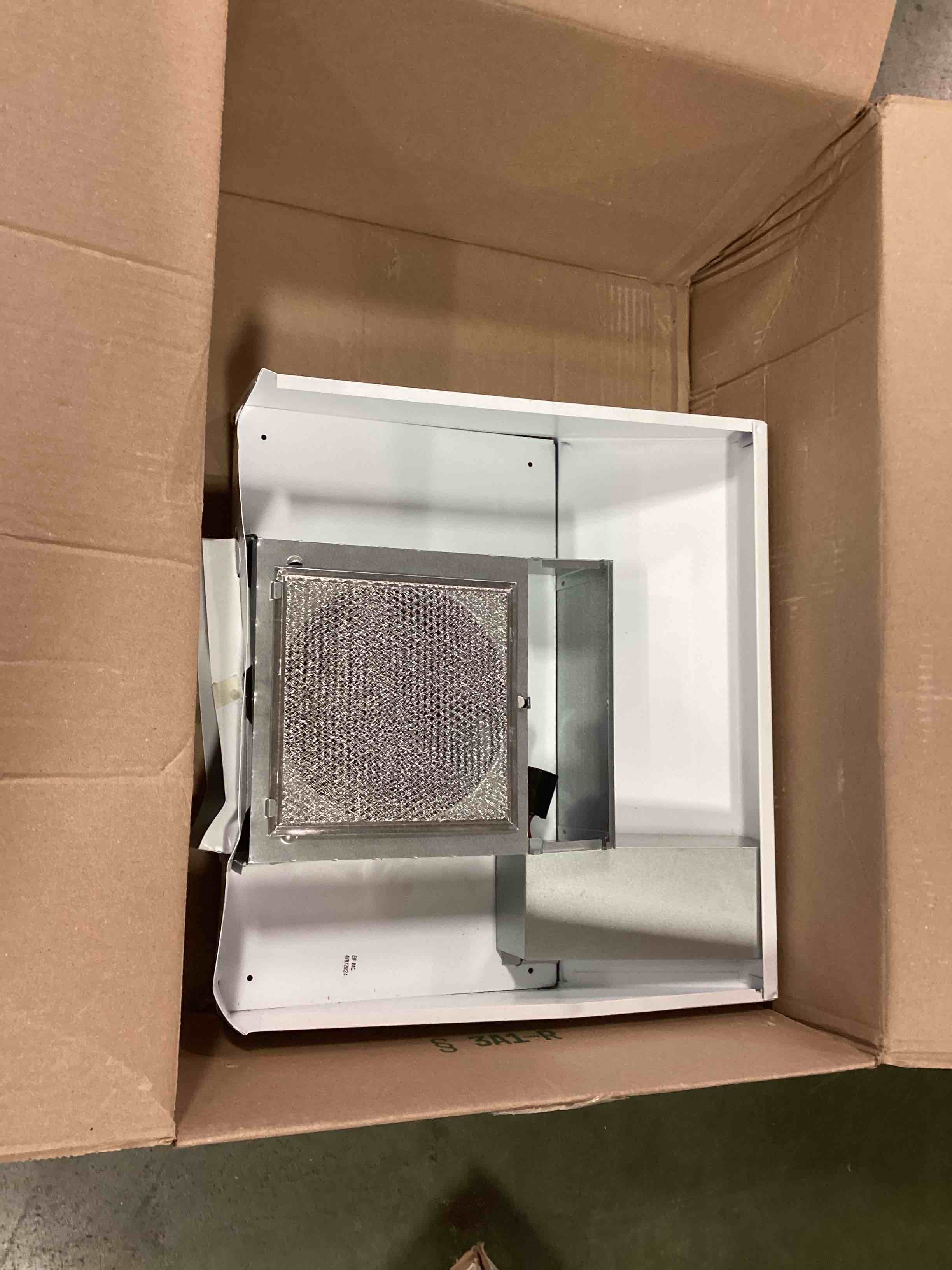 https://s3.amazonaws.com/lotting-images-prod/bidfta/PPE1473418_1734705610877.jpeg