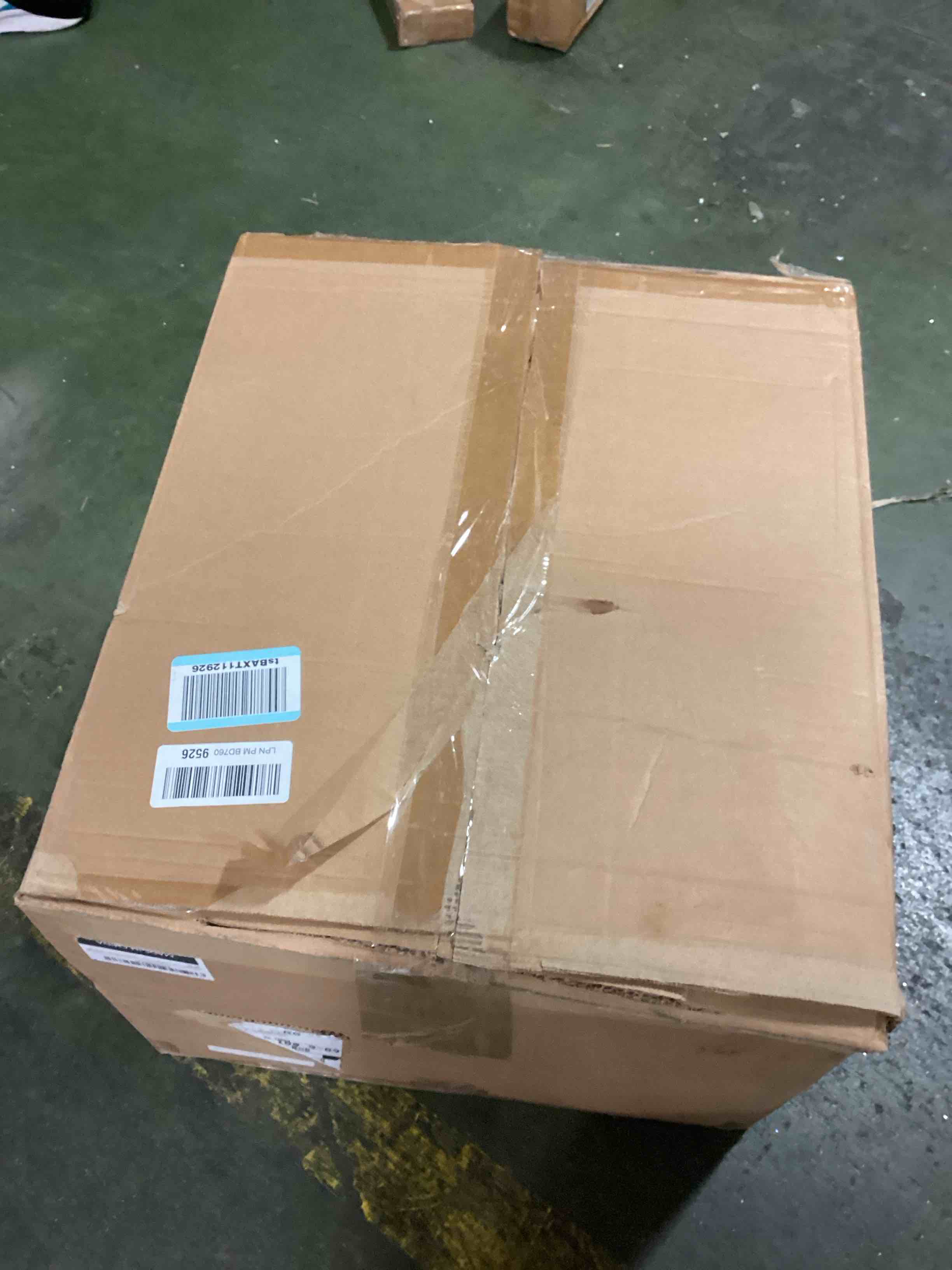https://s3.amazonaws.com/lotting-images-prod/bidfta/PPE1473473_1734719118032.jpeg
