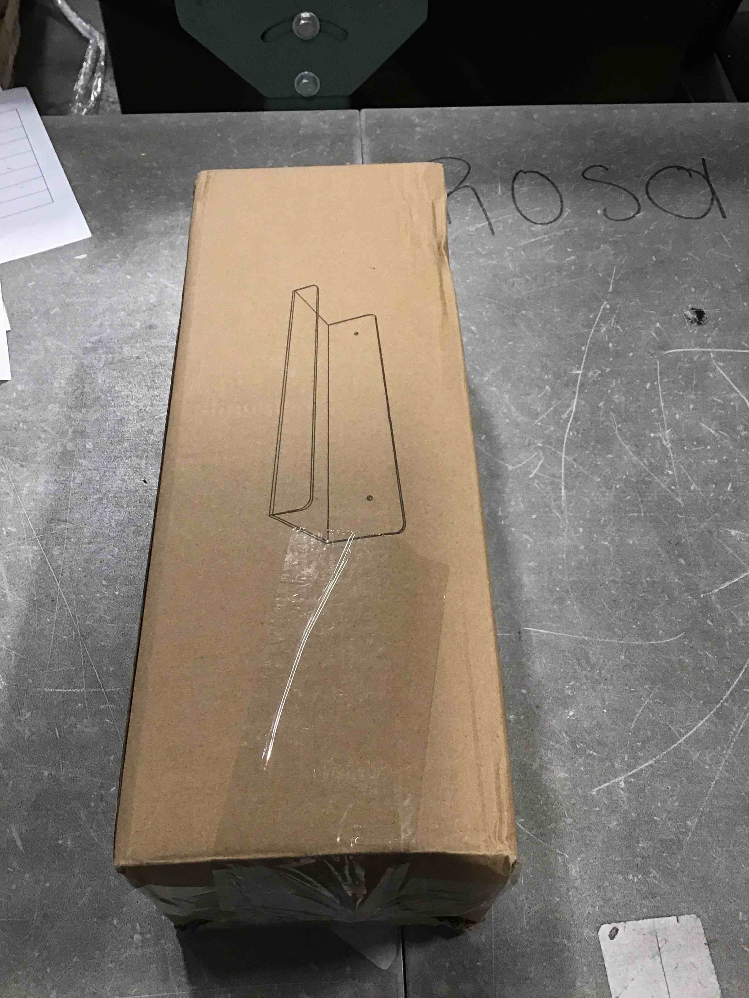 https://s3.amazonaws.com/lotting-images-prod/bidfta/PPE1475221_1732886834901.jpeg