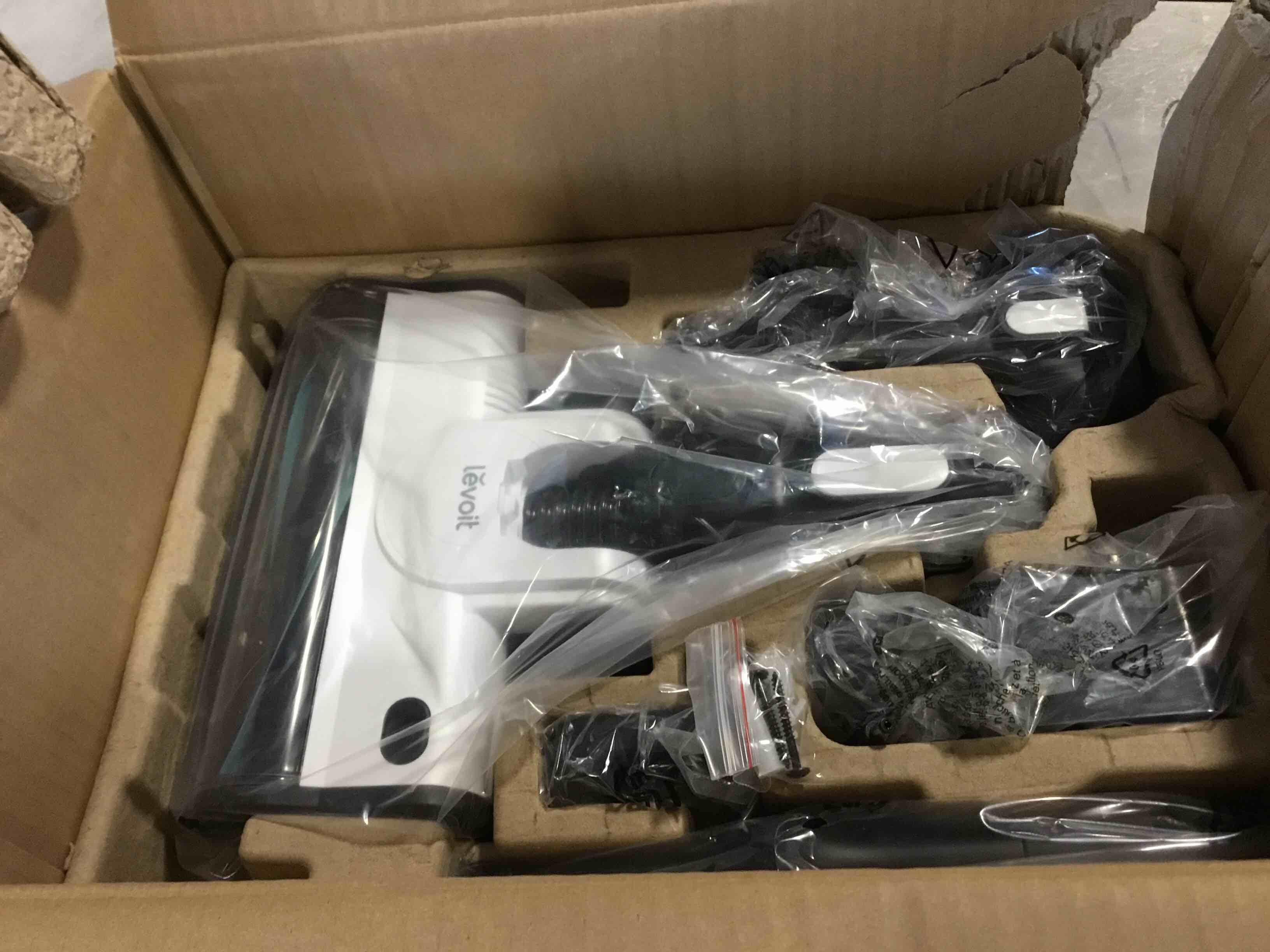 https://s3.amazonaws.com/lotting-images-prod/bidfta/PPE1475354_1733148109206.jpeg