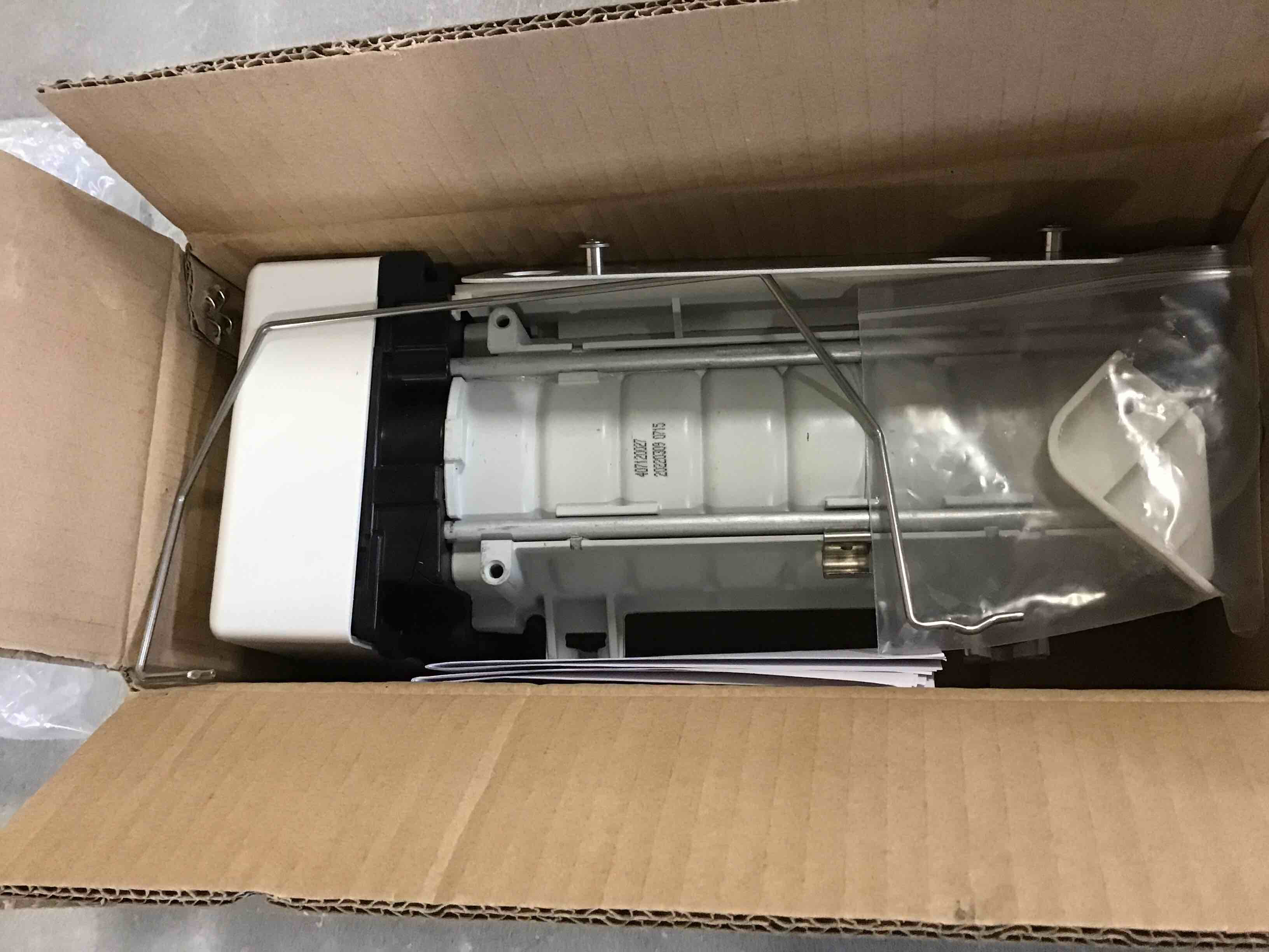 https://s3.amazonaws.com/lotting-images-prod/bidfta/PPE1476317_1734122608803.jpeg