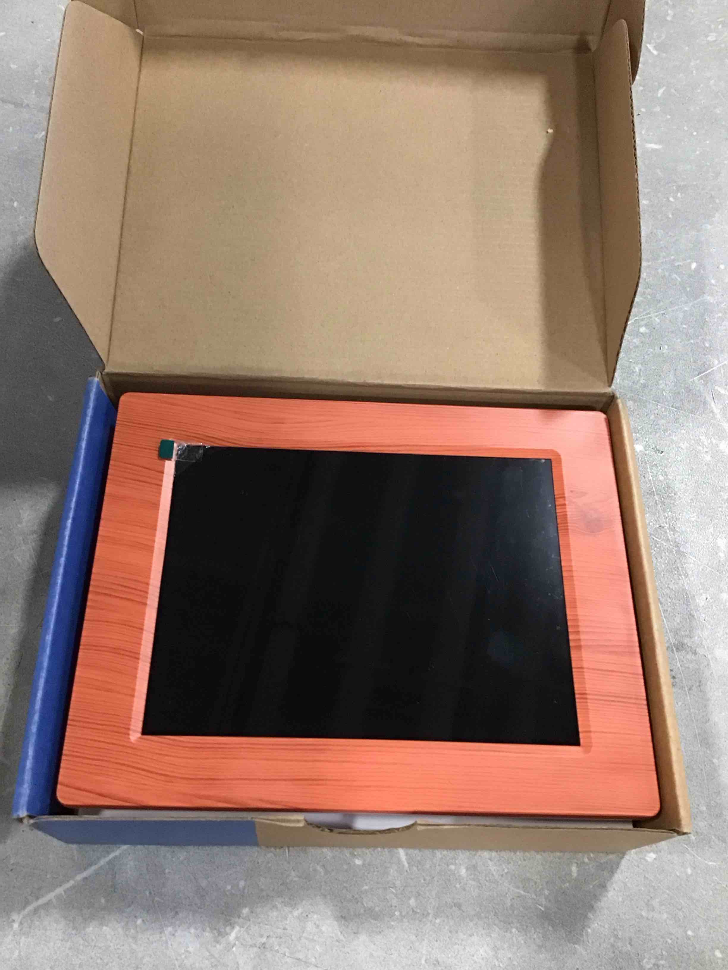 https://s3.amazonaws.com/lotting-images-prod/bidfta/PPE1476628_1734713628307.jpeg