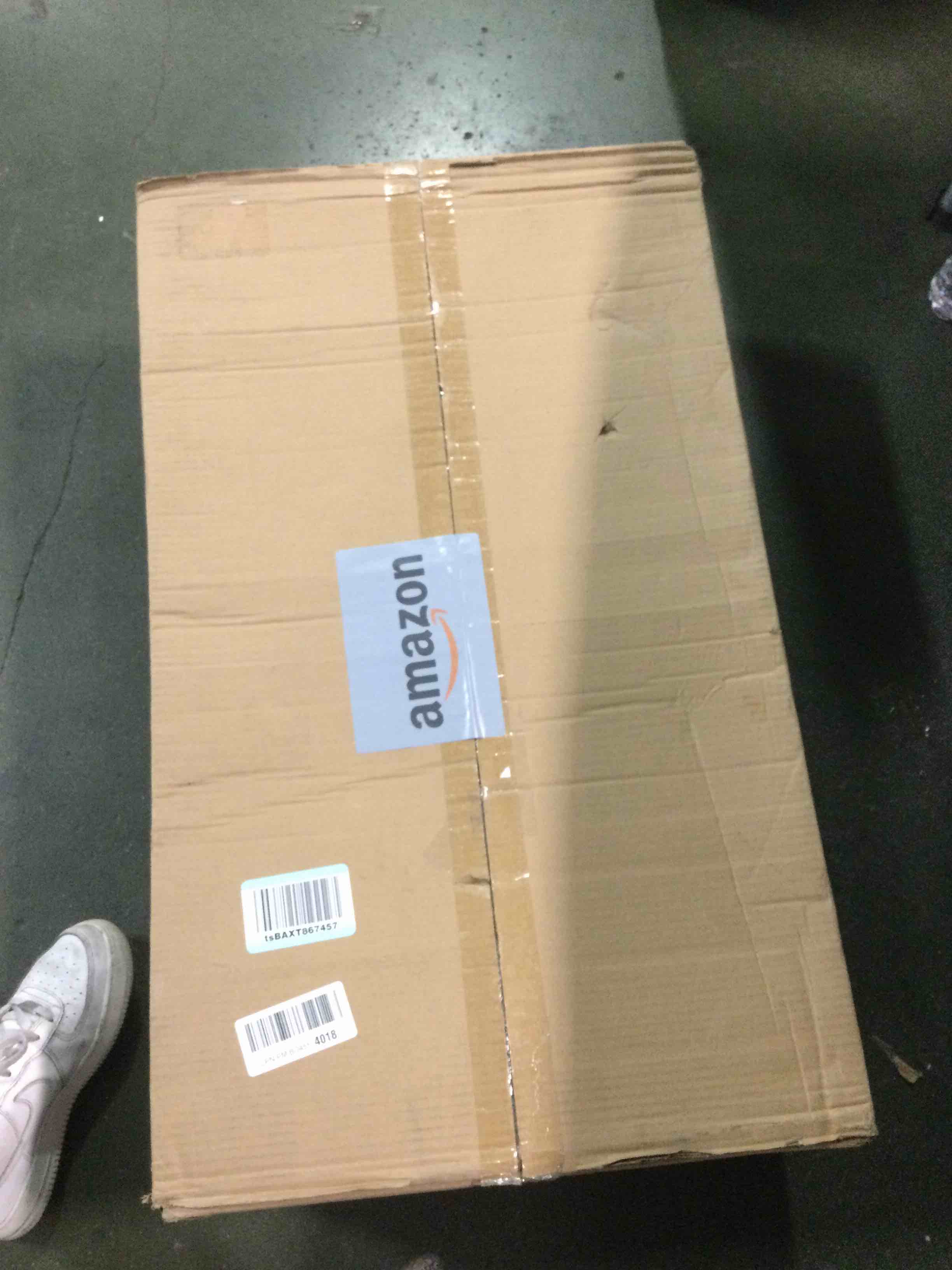 https://s3.amazonaws.com/lotting-images-prod/bidfta/PPE1477511_1732648923171.jpeg