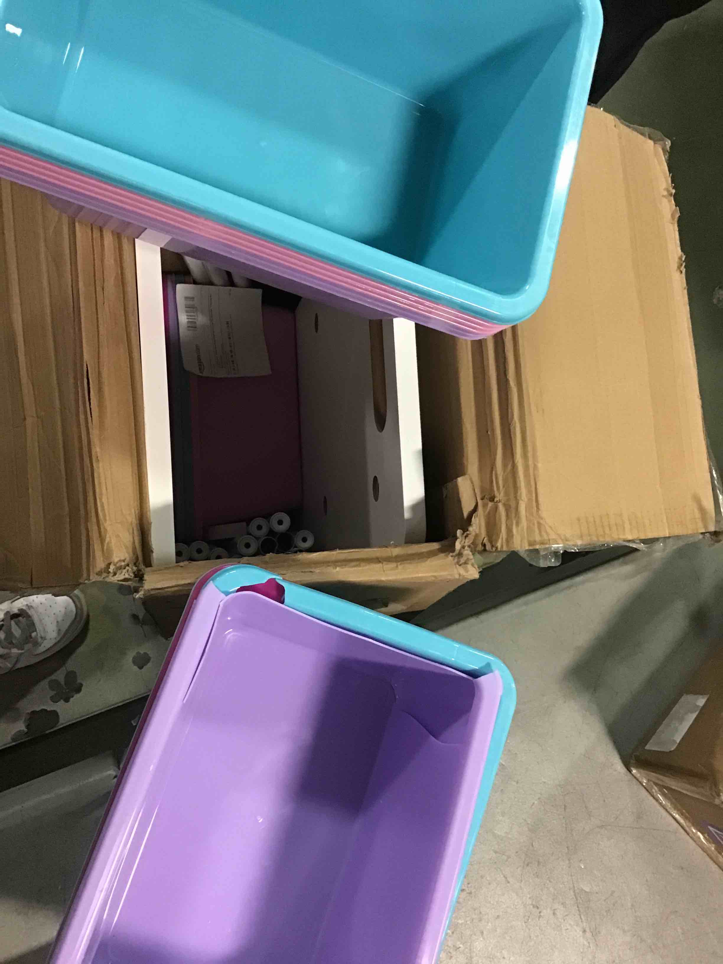 https://s3.amazonaws.com/lotting-images-prod/bidfta/PPE1477562_1732714208099.jpeg
