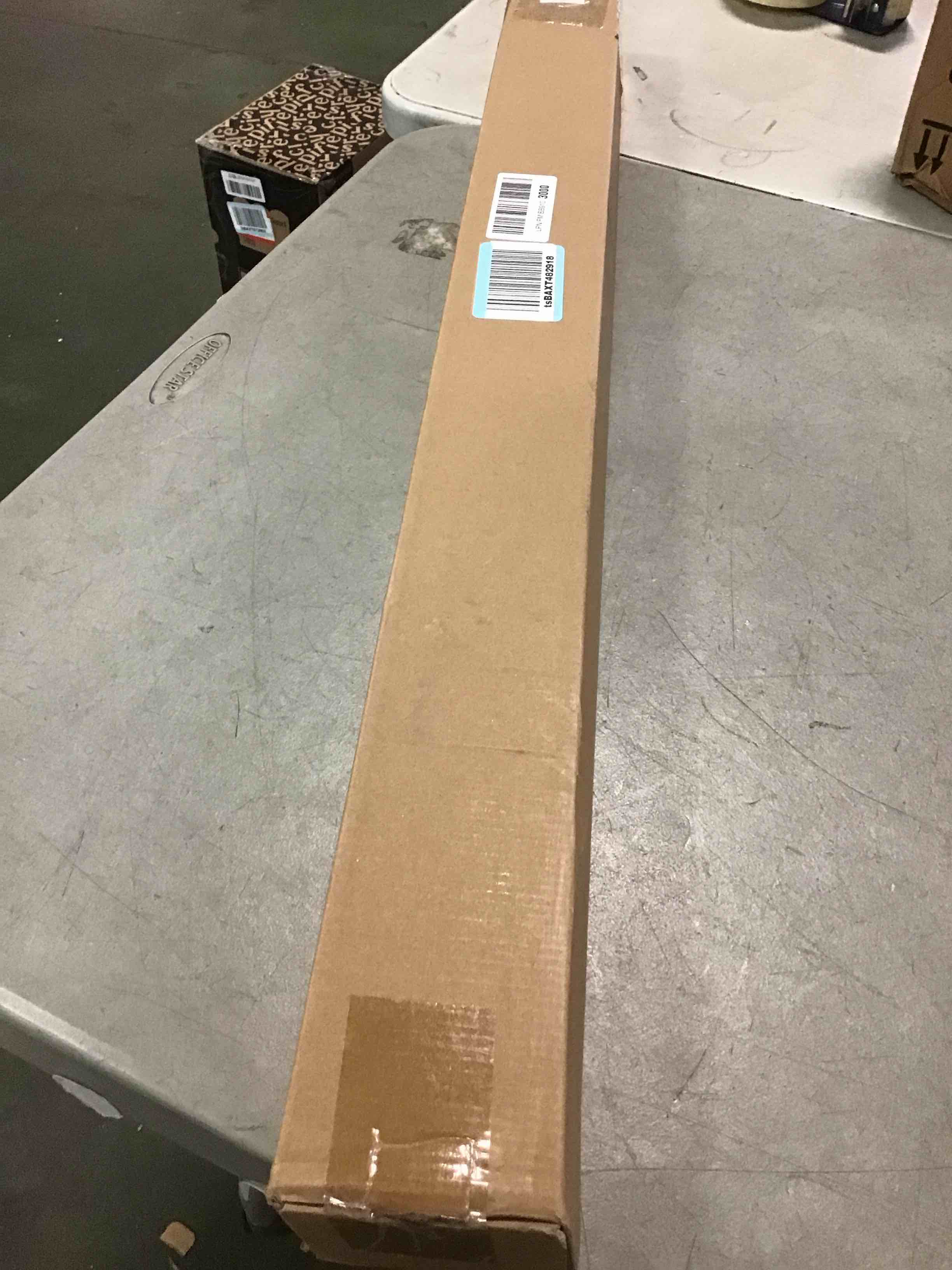 https://s3.amazonaws.com/lotting-images-prod/bidfta/PPE1477807_1733150942813.jpeg
