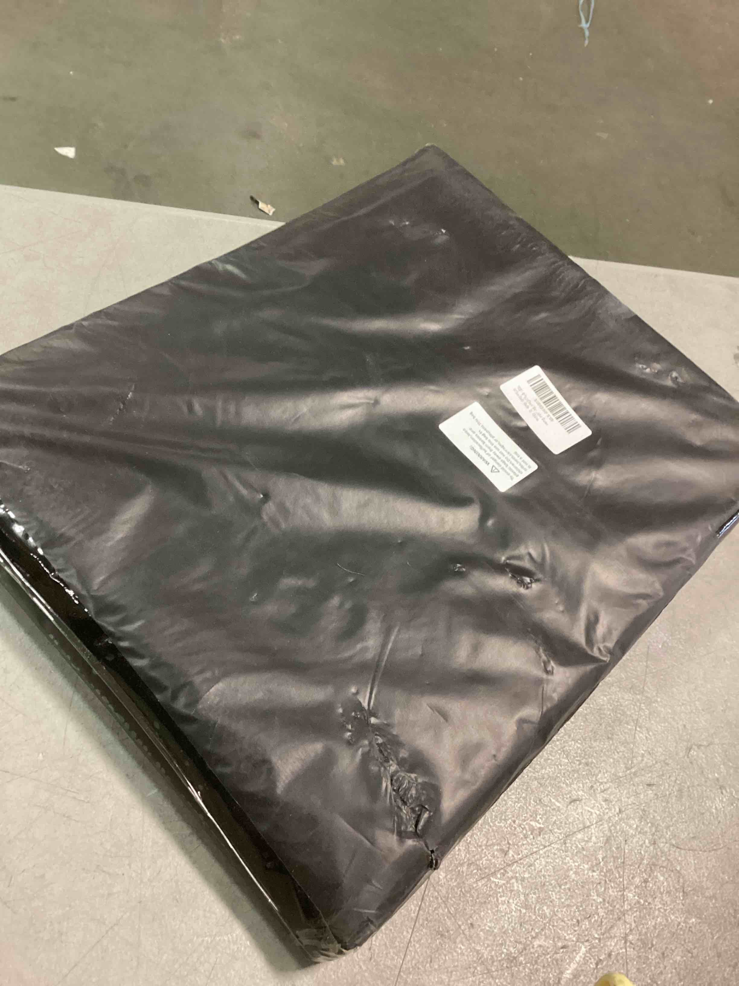 https://s3.amazonaws.com/lotting-images-prod/bidfta/PPE1478248_1733250780233.jpeg