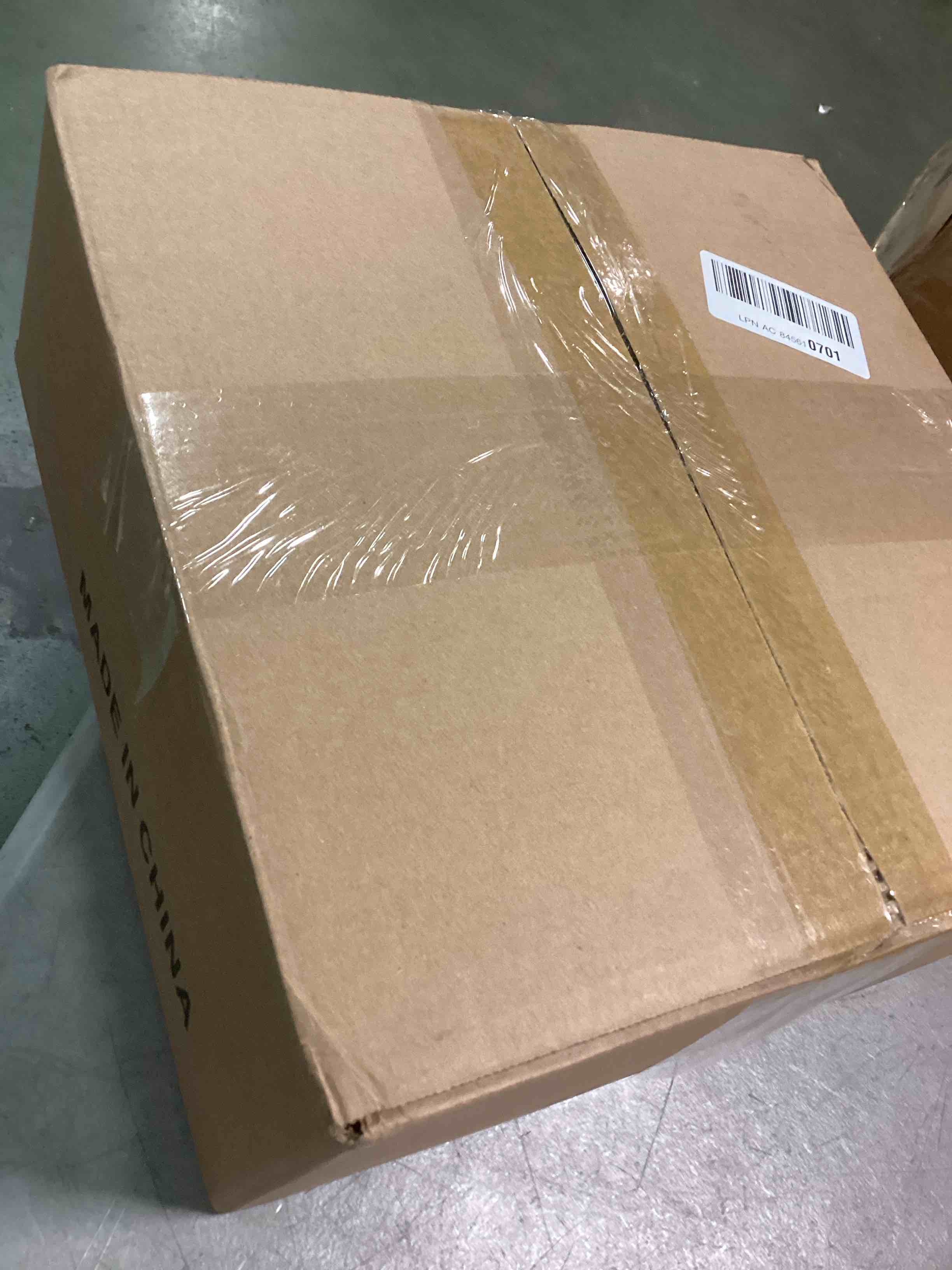 https://s3.amazonaws.com/lotting-images-prod/bidfta/PPE1478602_1733344024657.jpeg
