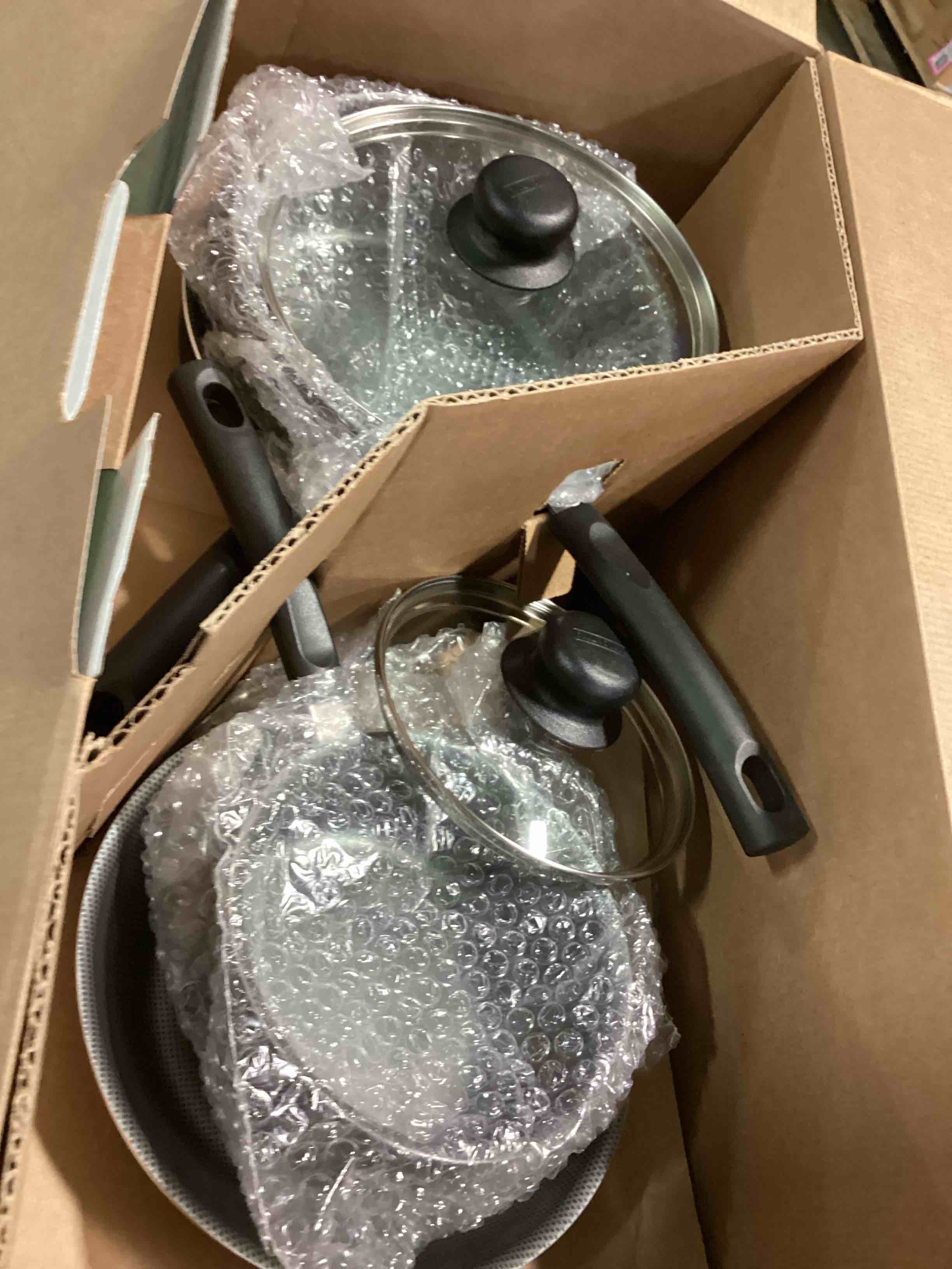 https://s3.amazonaws.com/lotting-images-prod/bidfta/PPE1479487_1733773664379.jpeg